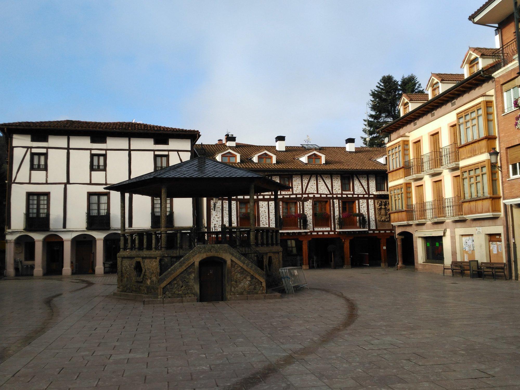 Apartamentos La Buhardilla