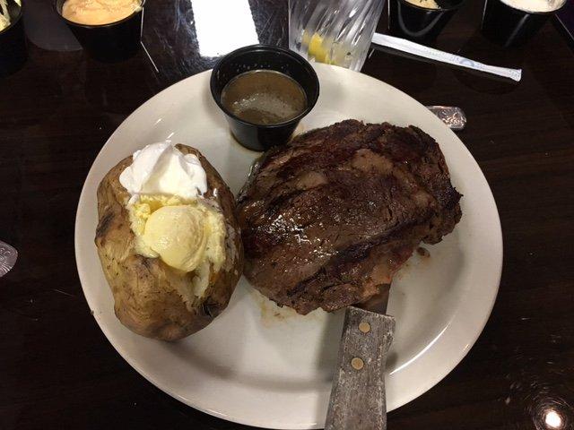 The Grill at First Turn