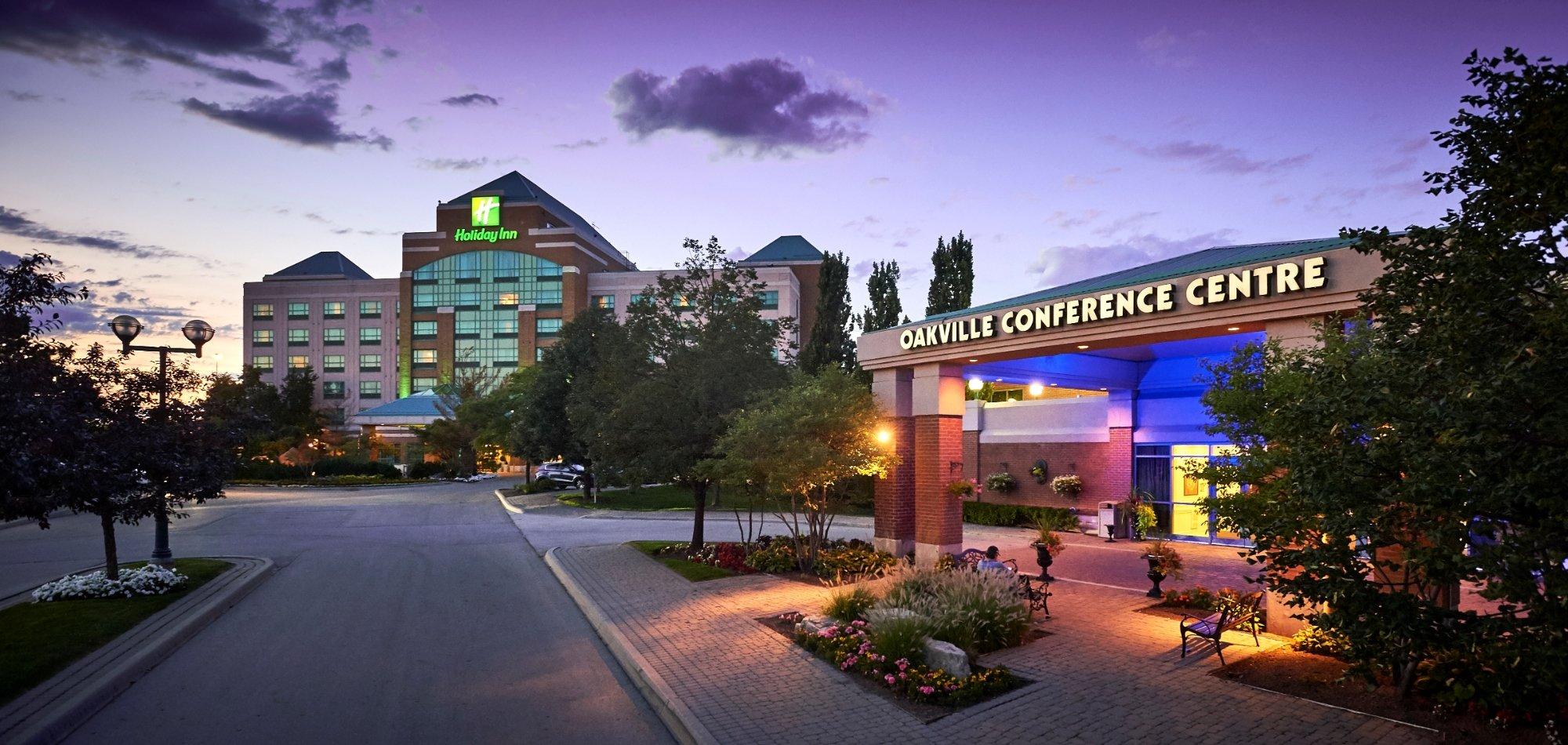 Holiday Inn & Suites Oakville @ Bronte, an IHG hotel