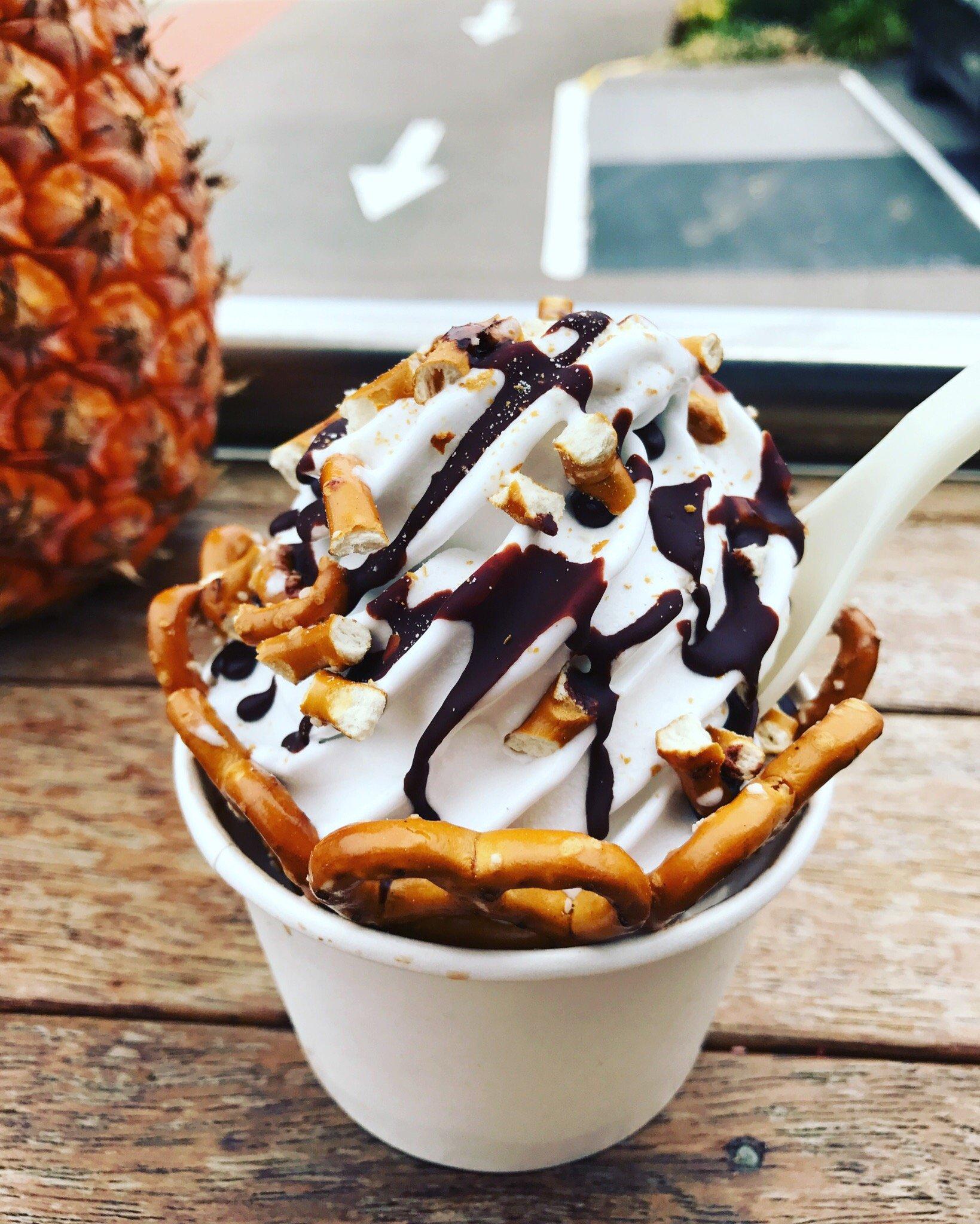 Charlie's Raw Squeeze Clayfield