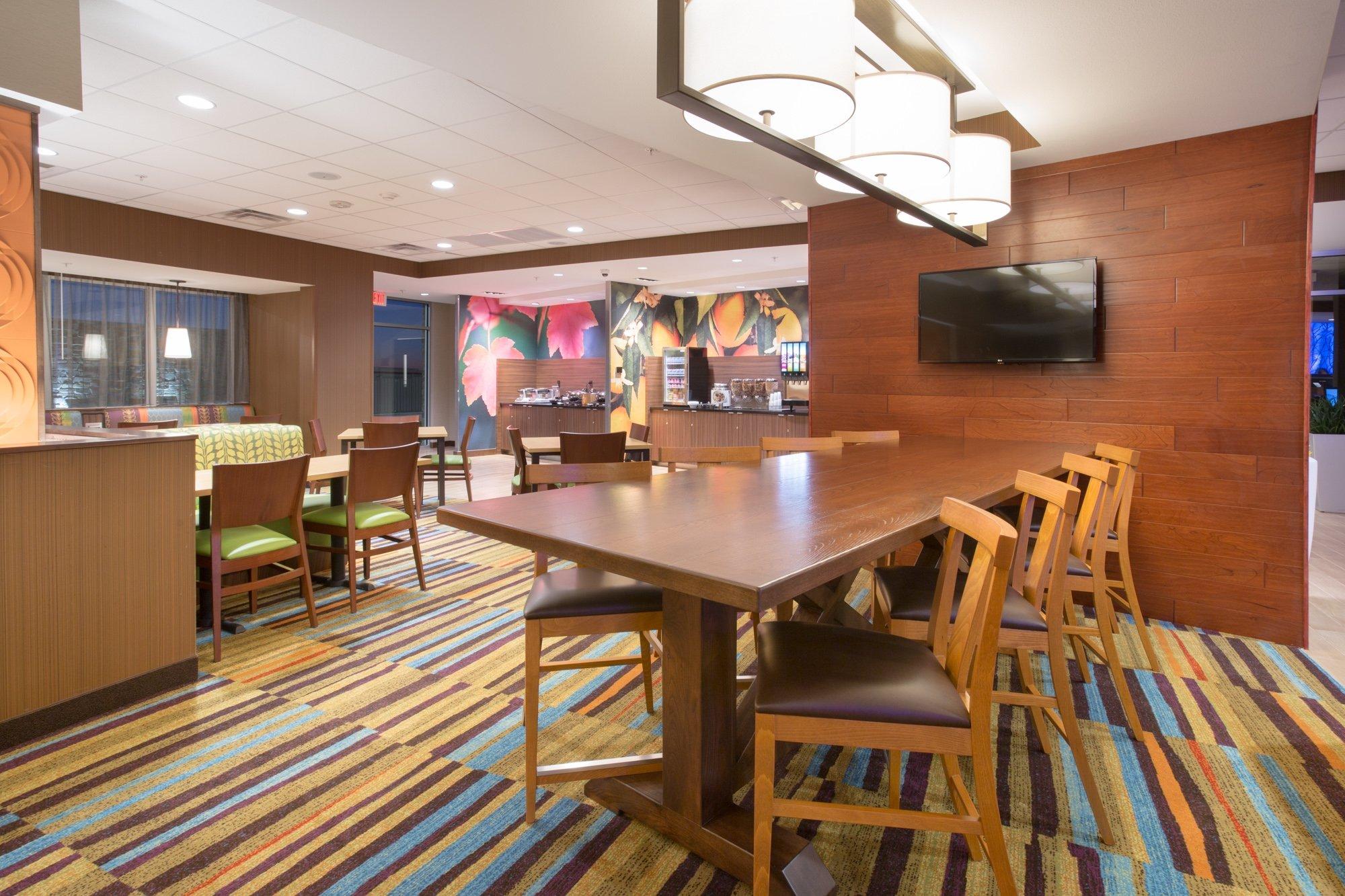 Fairfield Inn & Suites Burlington