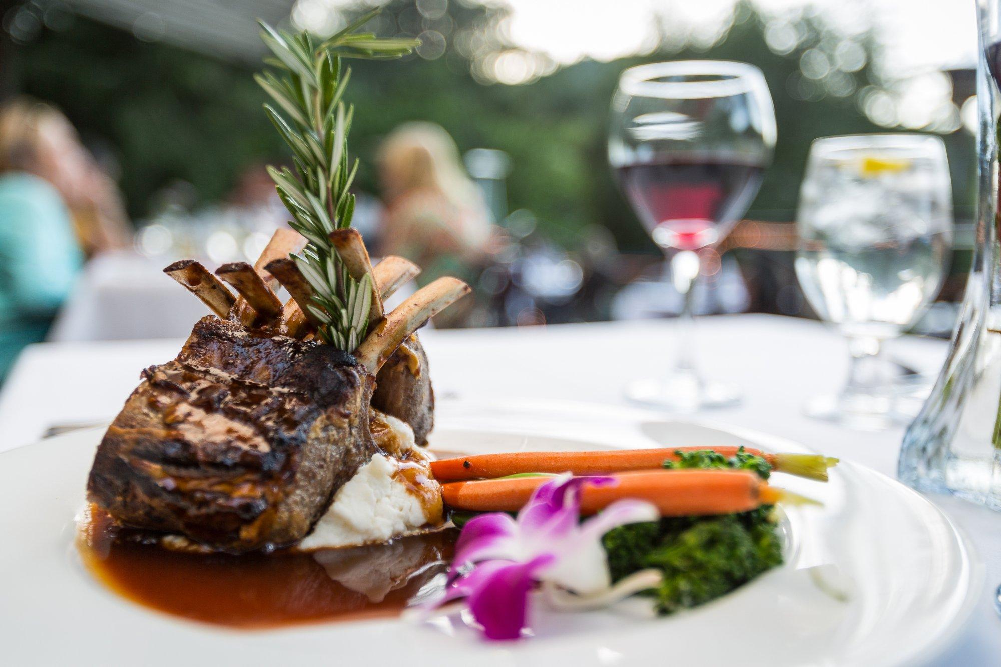 Morrisons Rogue River Lodge