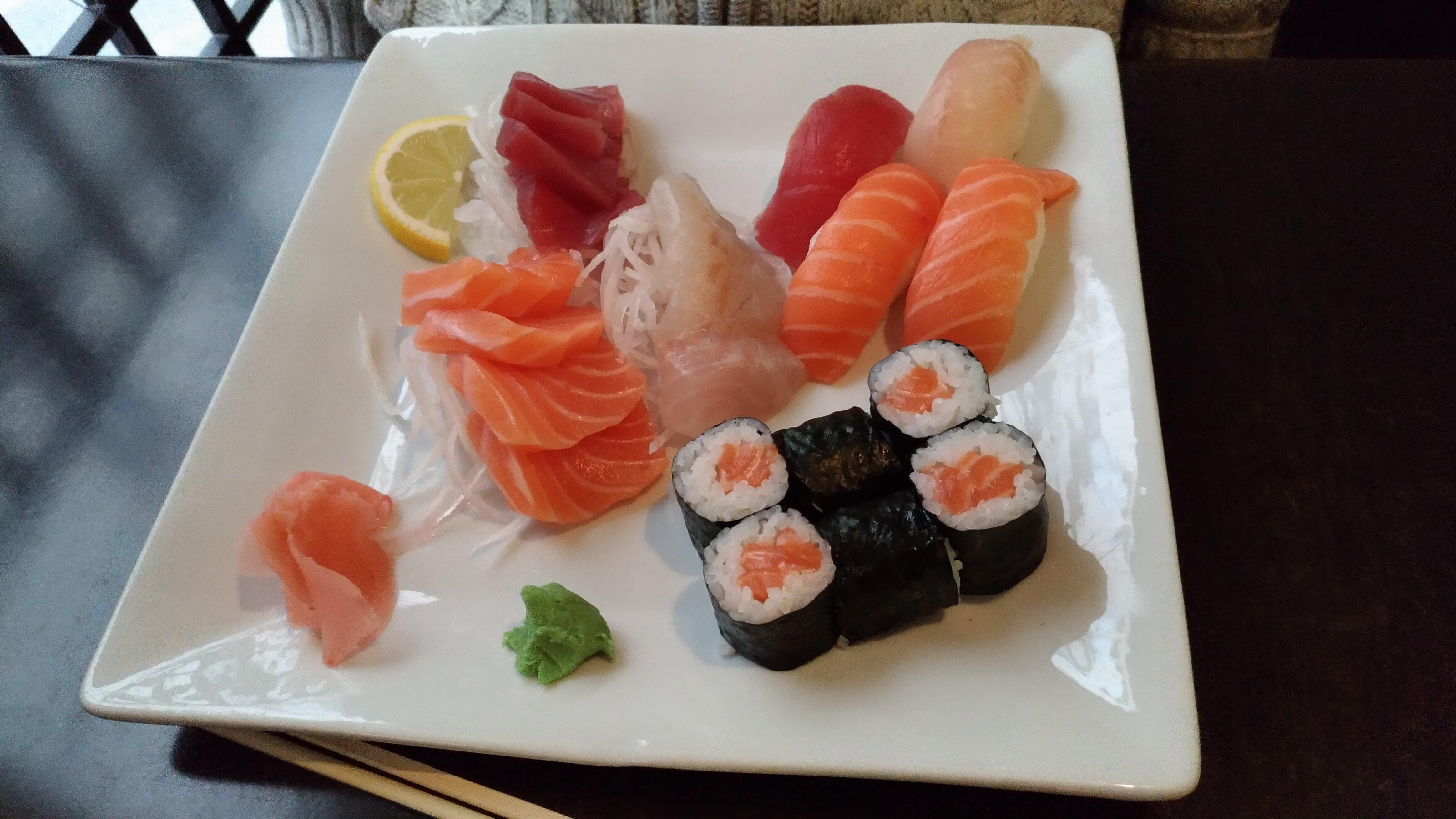 Osaka Restaurant de Sushis