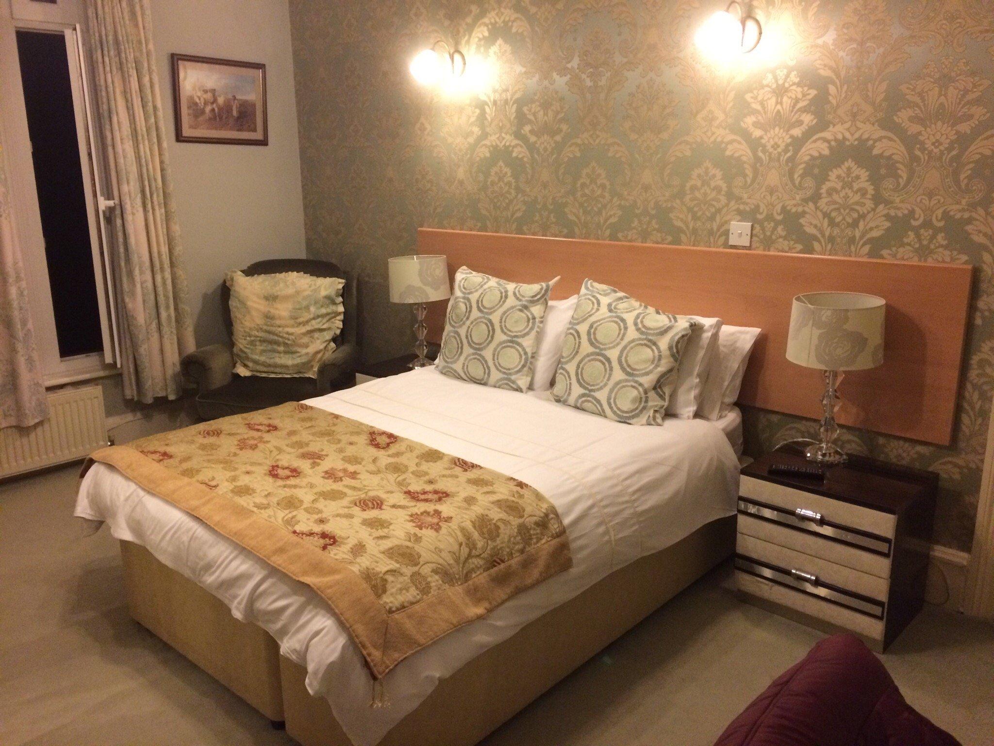 Clairmont Guest House