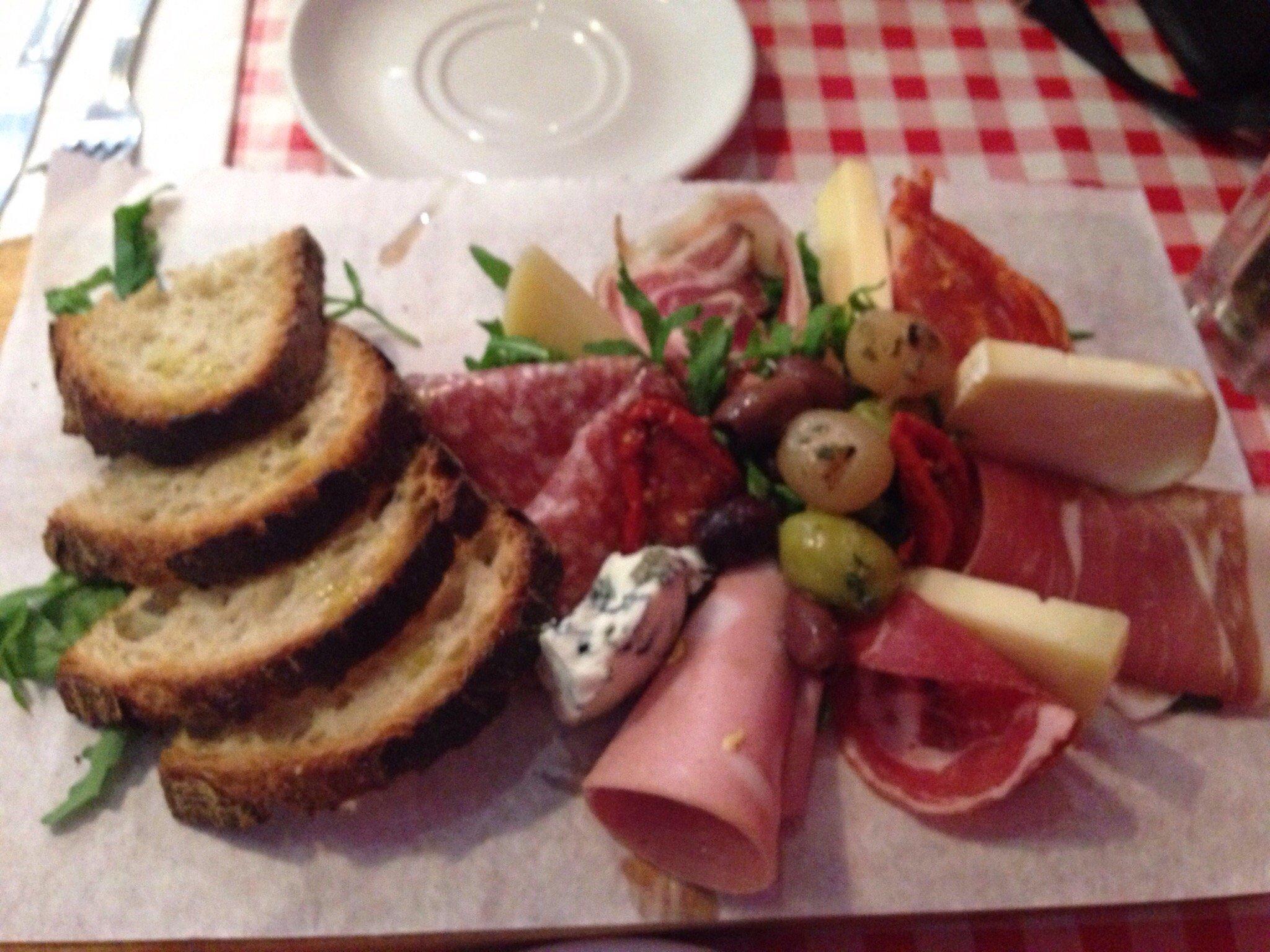 Mamma Mia Deli Cafe Bar