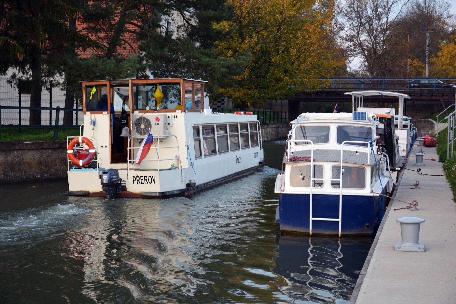 Baťák na lodi (Water Transport Straznice)