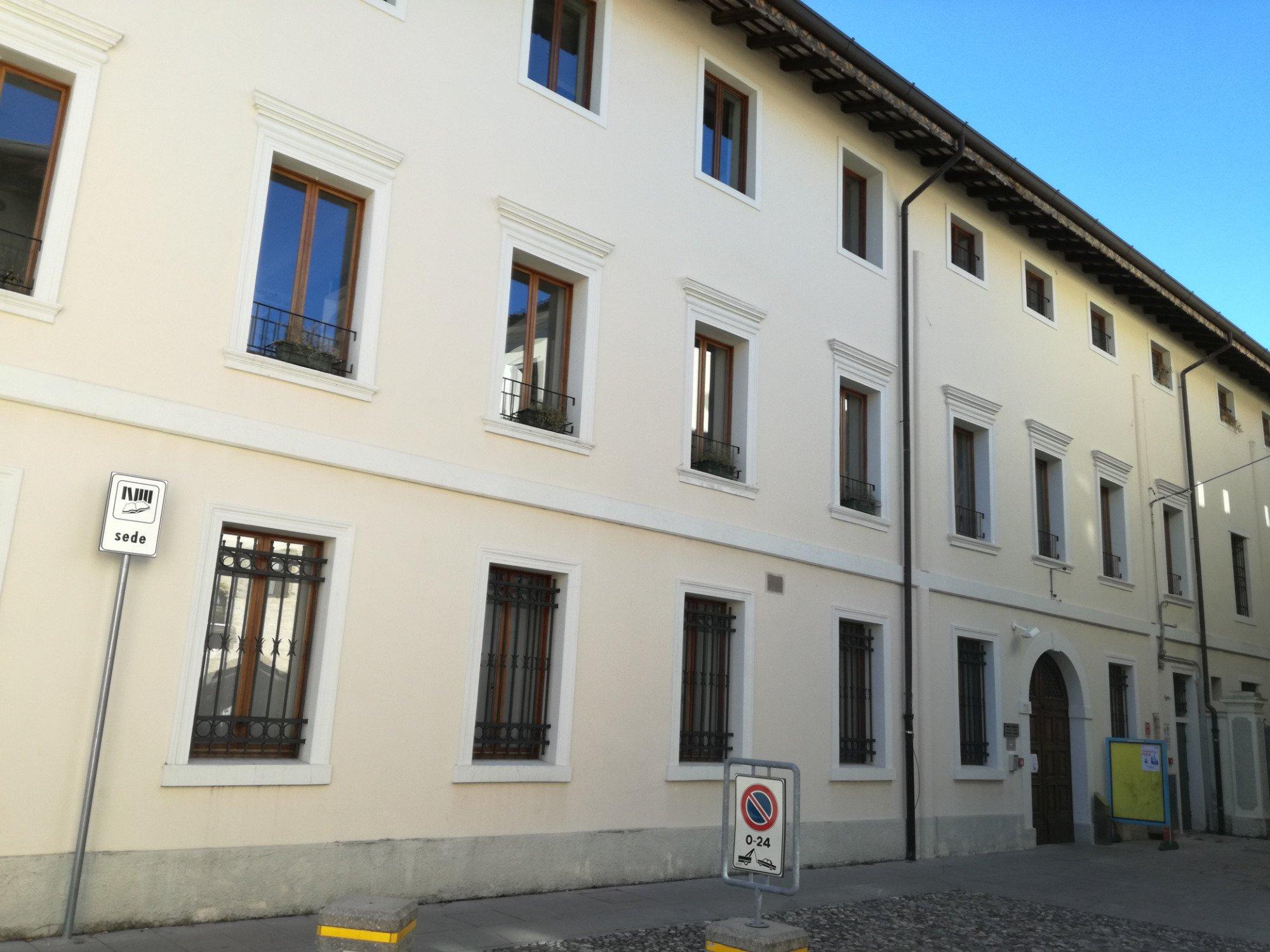 Biblioteca Civica "Bernardino Partenio"