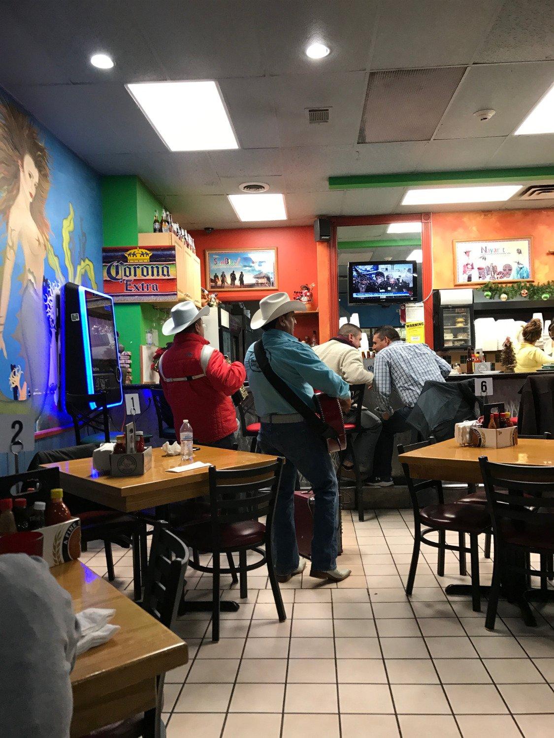 Las Islitas Seafood & Mexican Restaurant