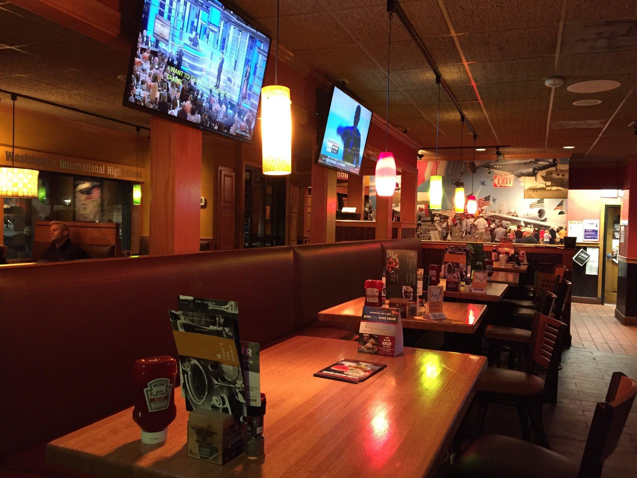 Applebee's Grill + Bar