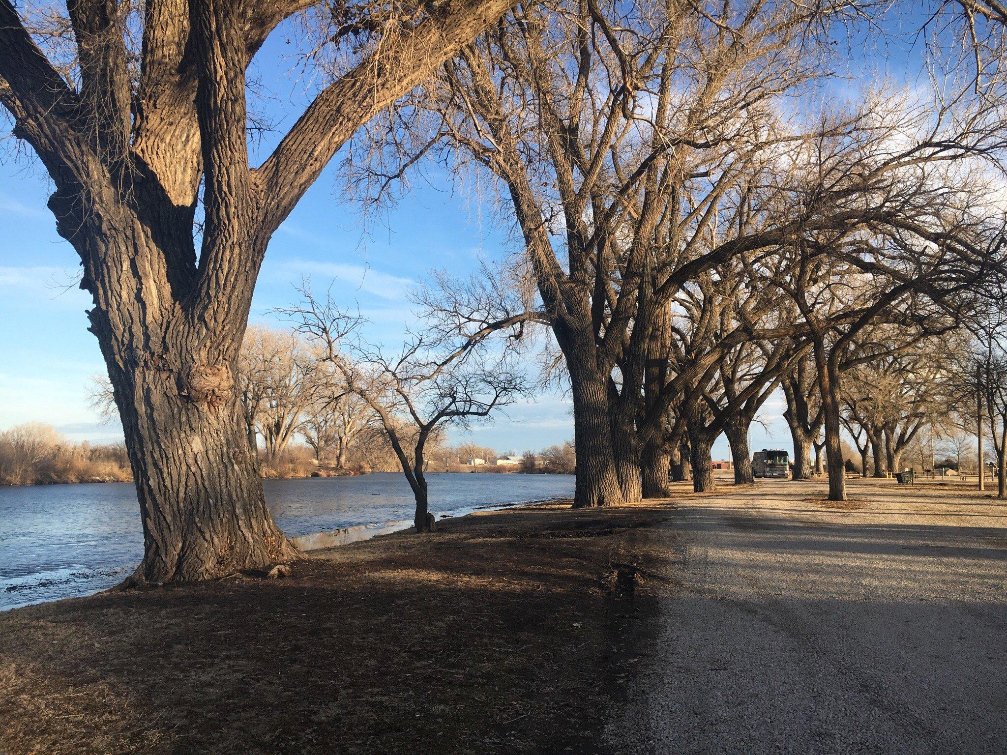Ellis Lakeside Campground