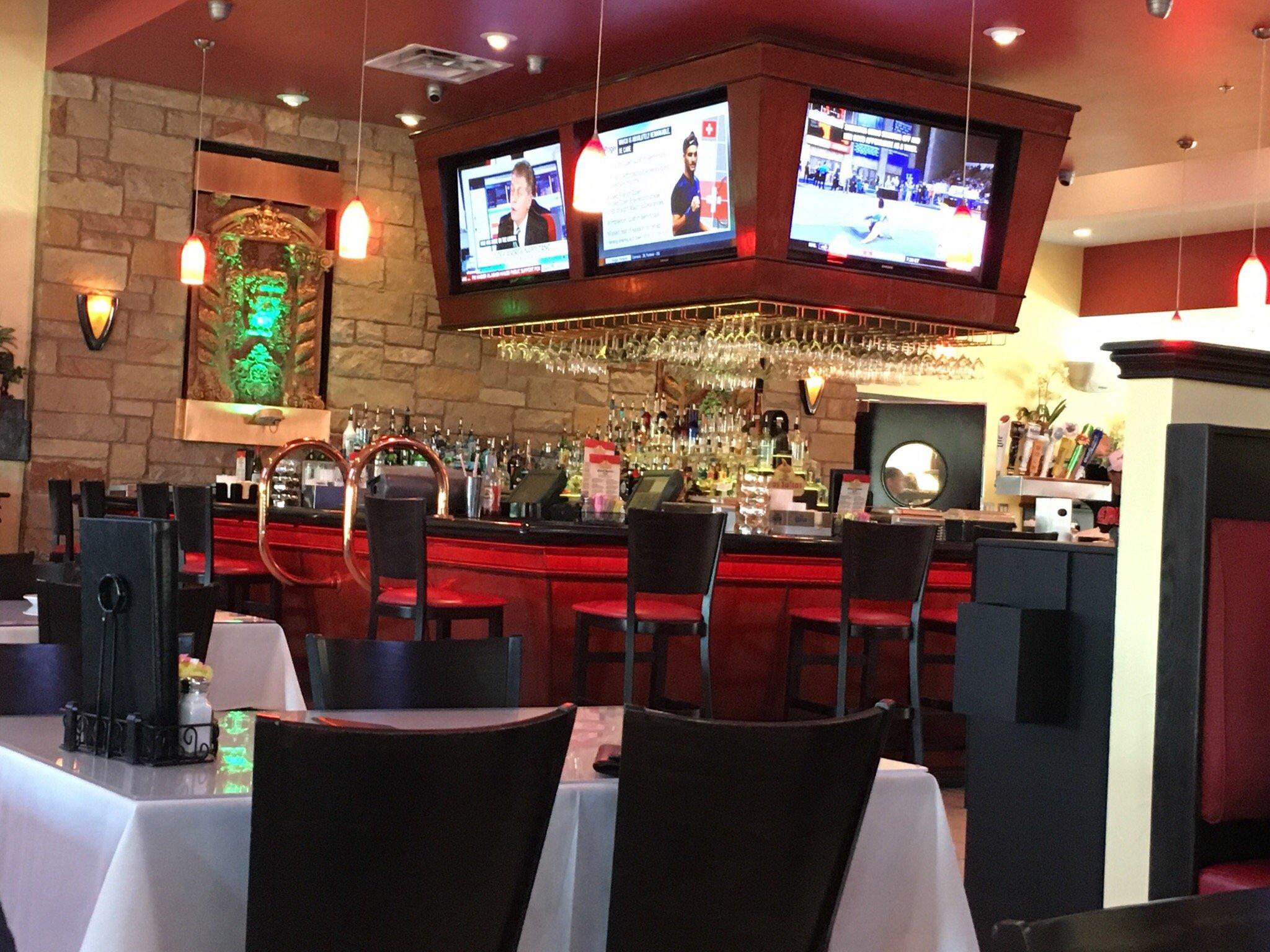 Dos Salsas Tex-Mex Restaurant