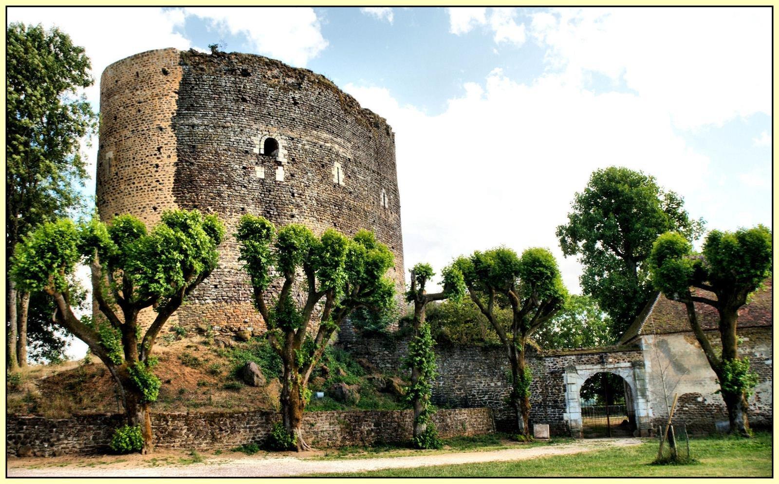 Office de Tourisme de Puisaye-Forterre - Accueil de Saint Sauveur en Puisaye