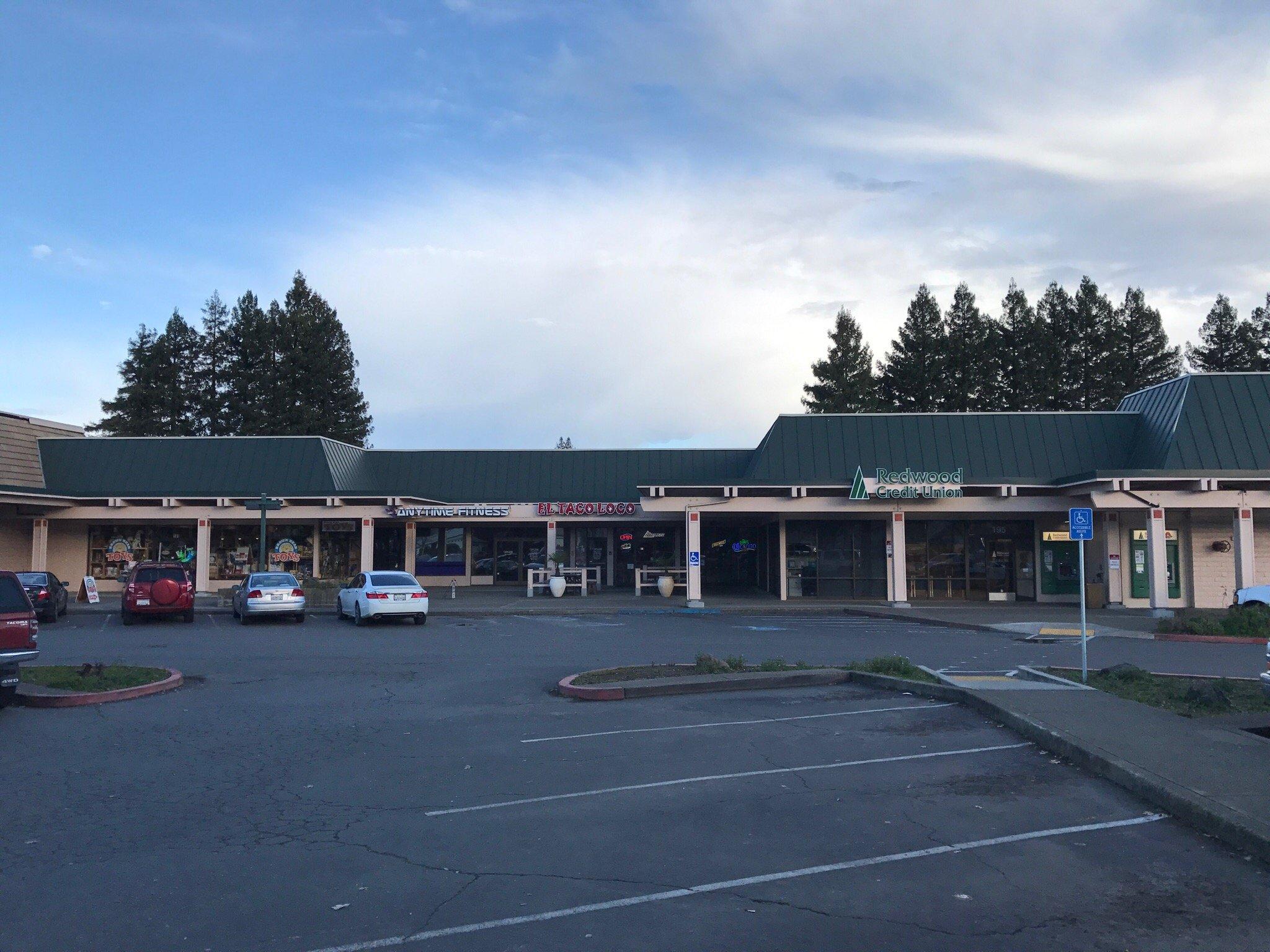 Ukiah Orchard Shopping Center