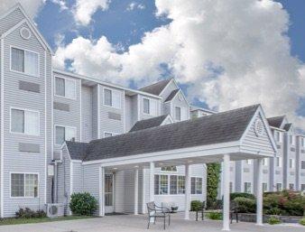 Microtel Inn & Suites by Wyndham Manistee