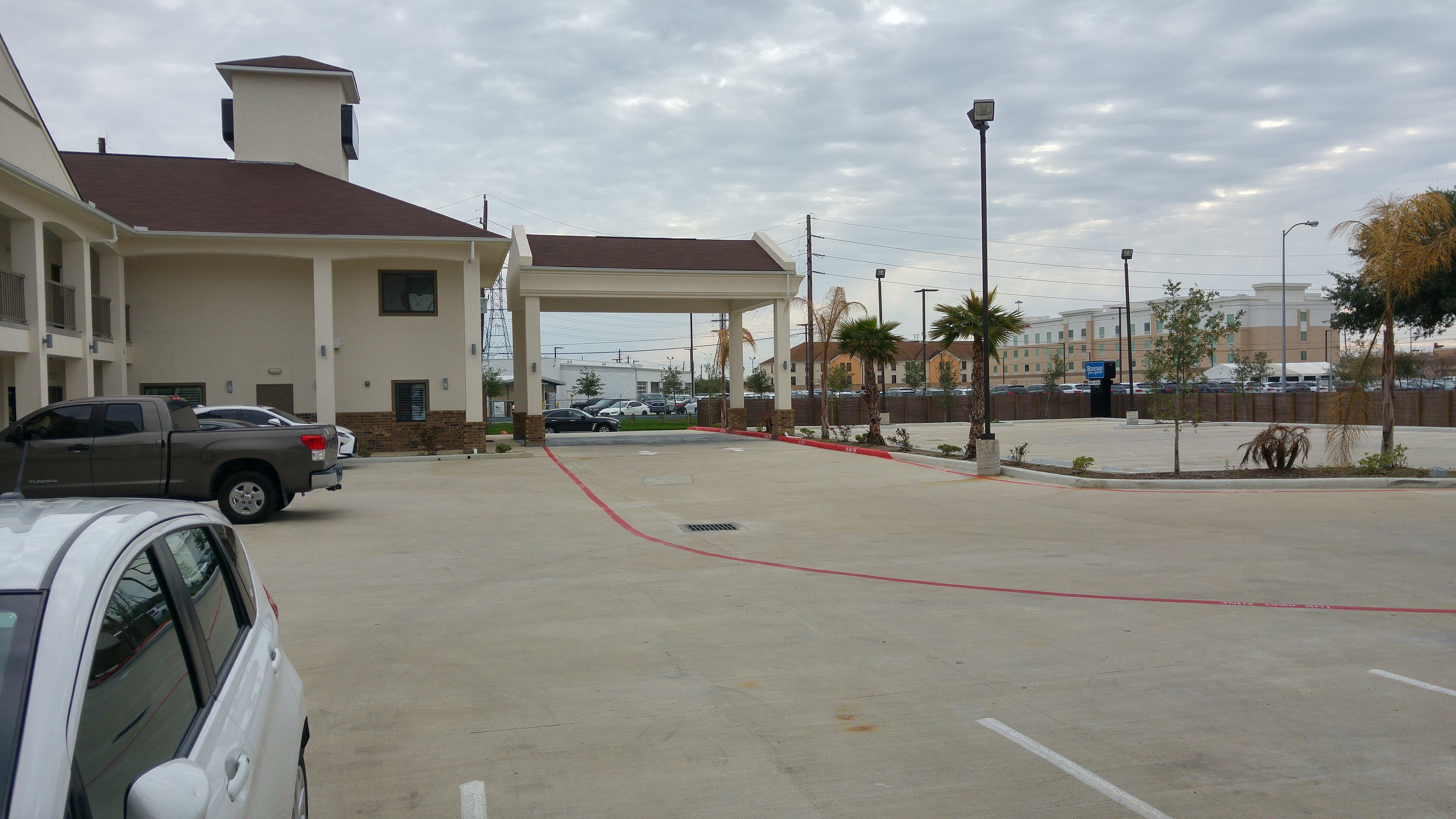 Rodeway Inn & Suites Houston - I-45 North near Spring