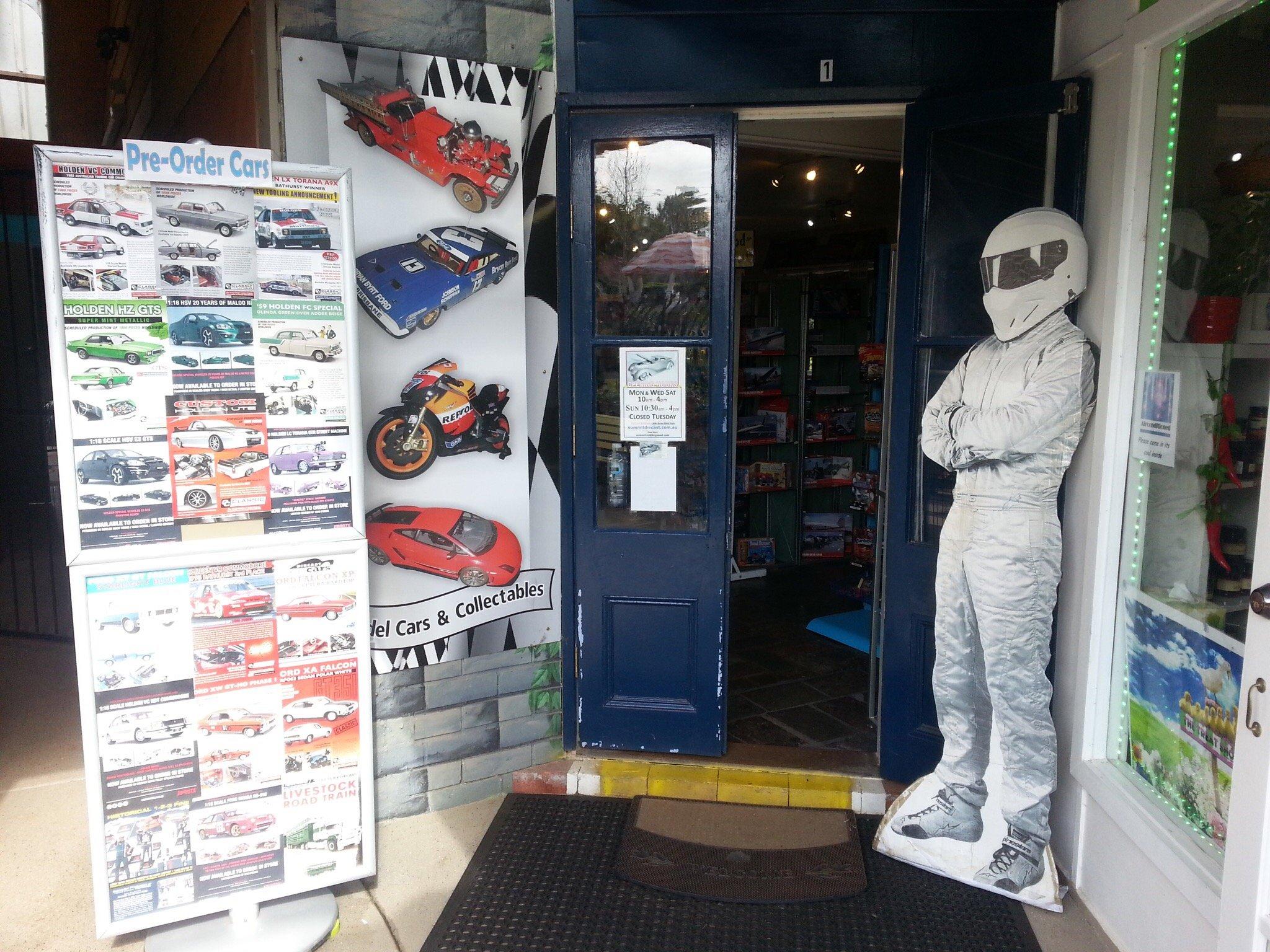 Summit Diecast Cars & Collectables