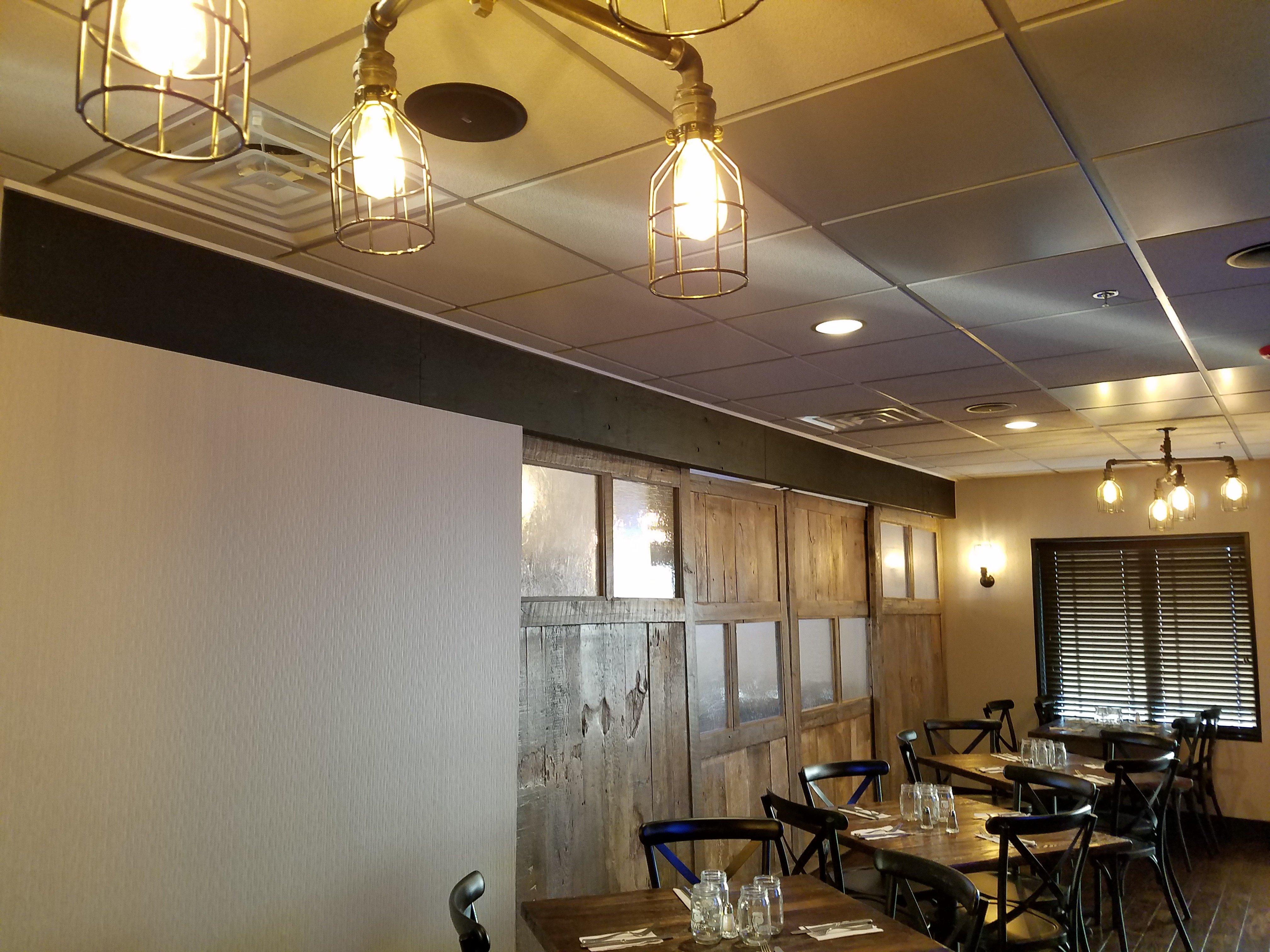22 West Tap and Grill