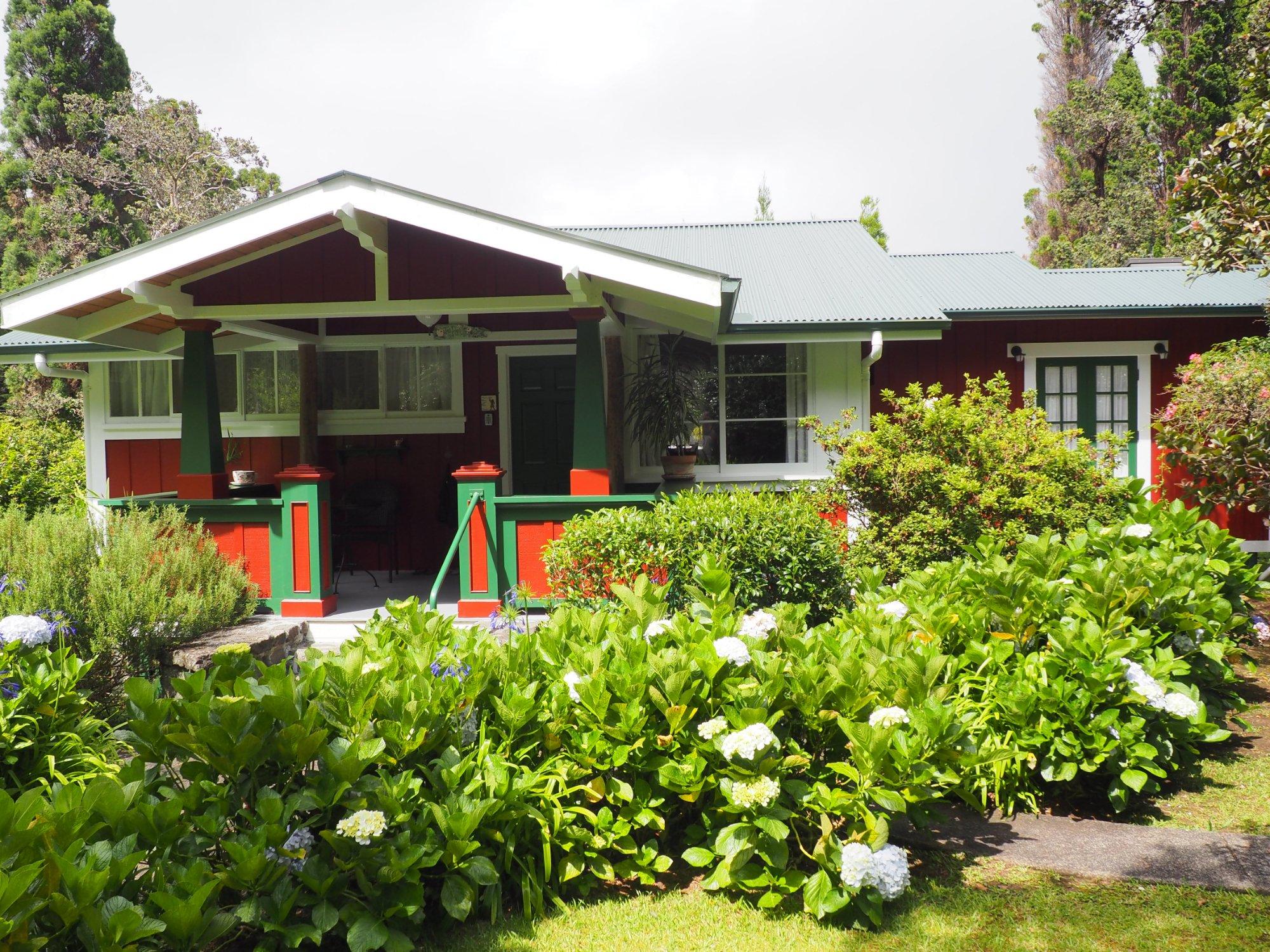 Volcano Teapot Cottage