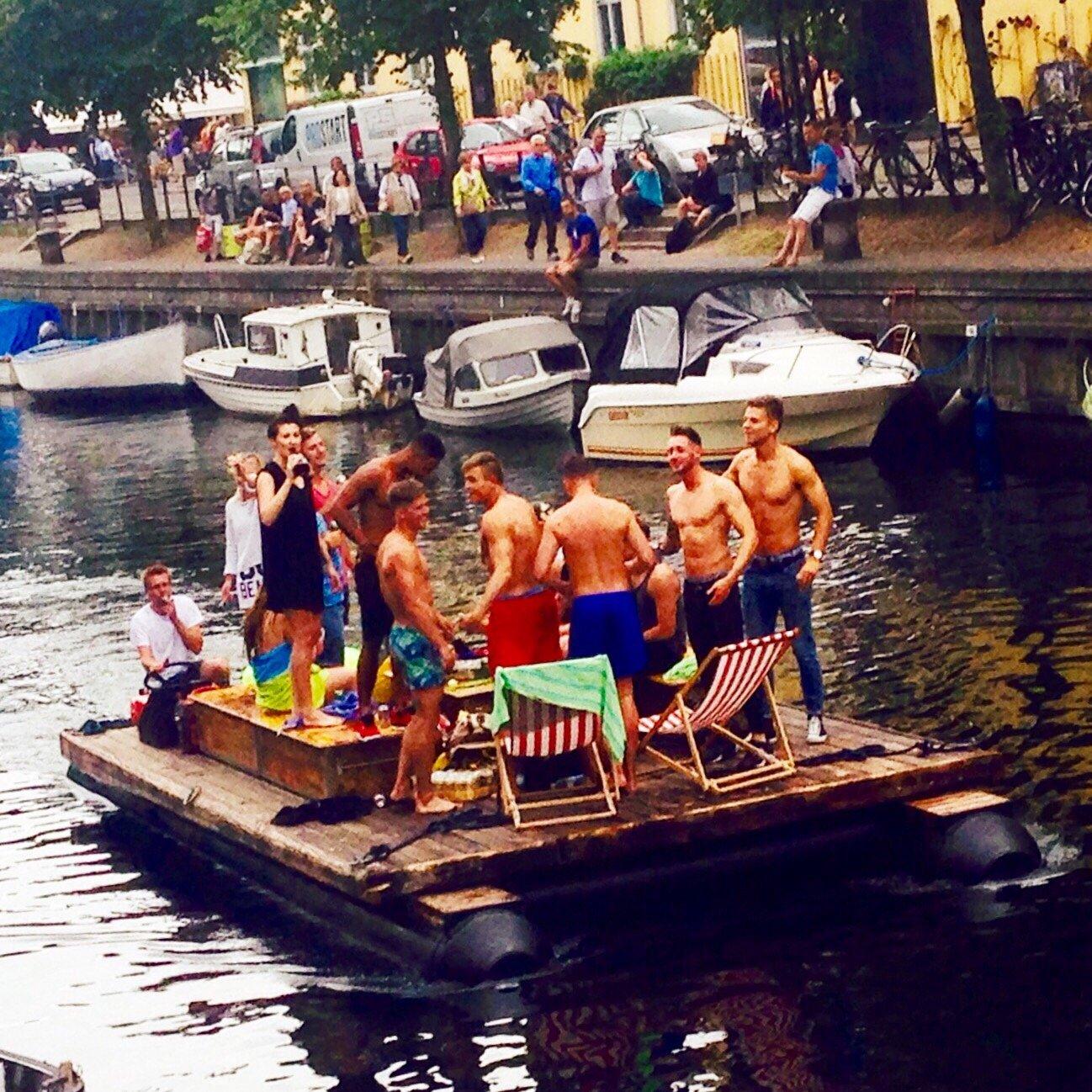 Christianshavns Badudlejning & Cafe