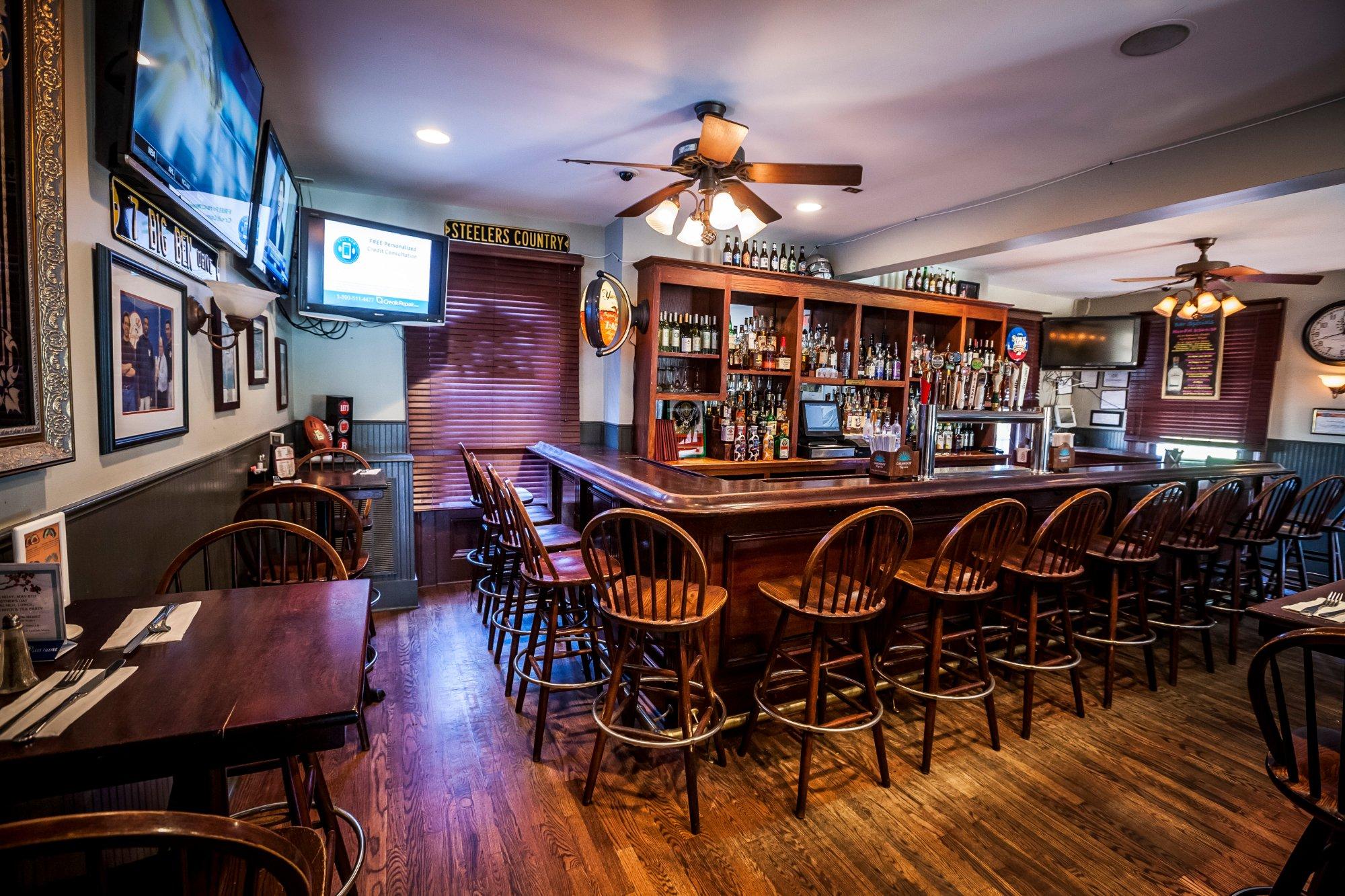 Chelseas Restaurant and Pub