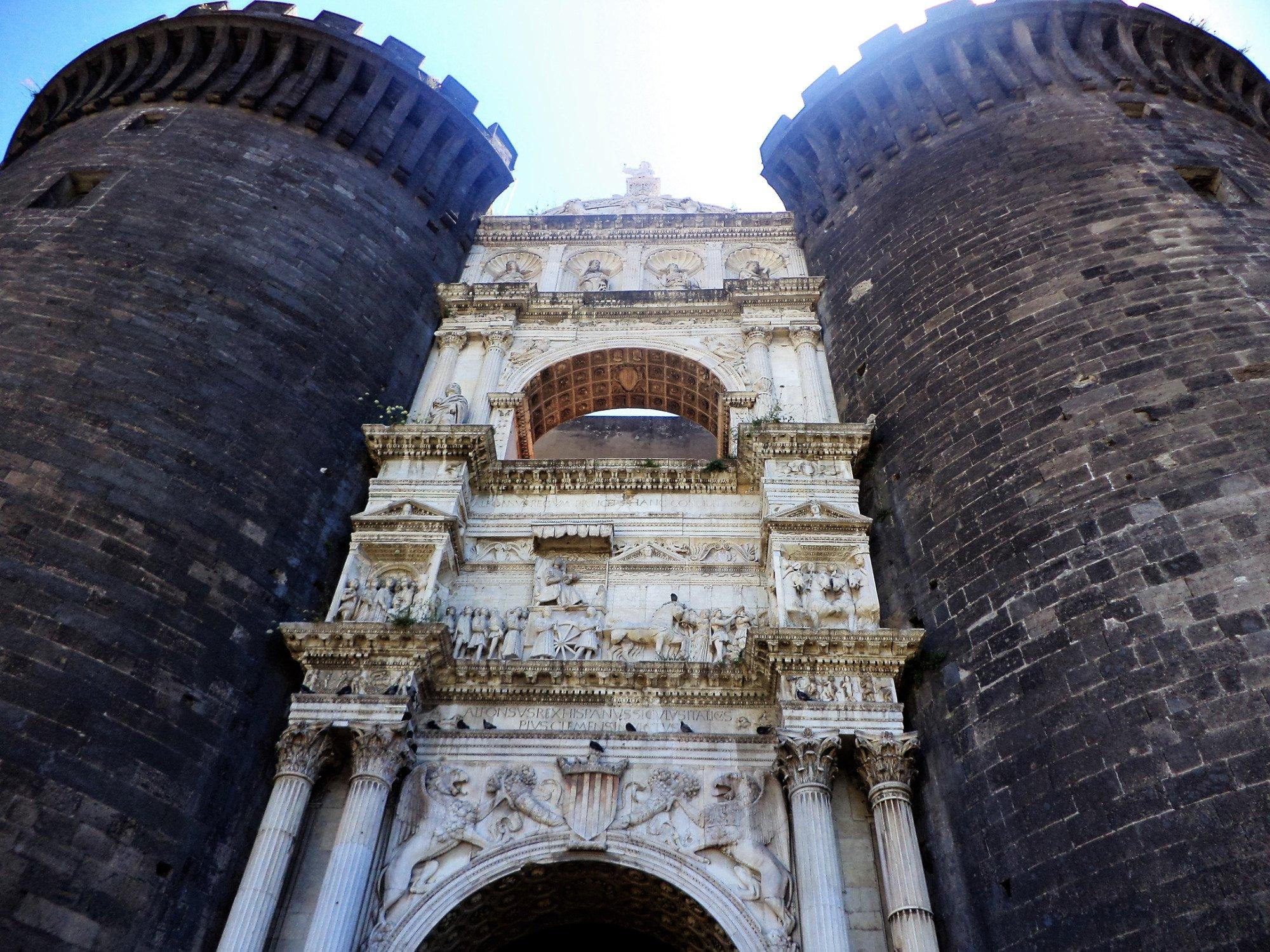 Tours in Pompei and Naples