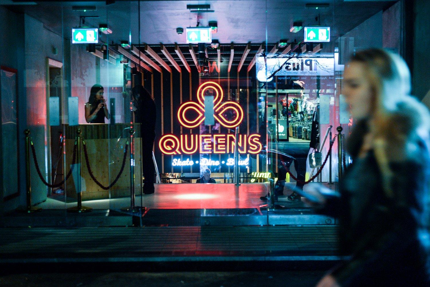 QUEENS skate dine bowl