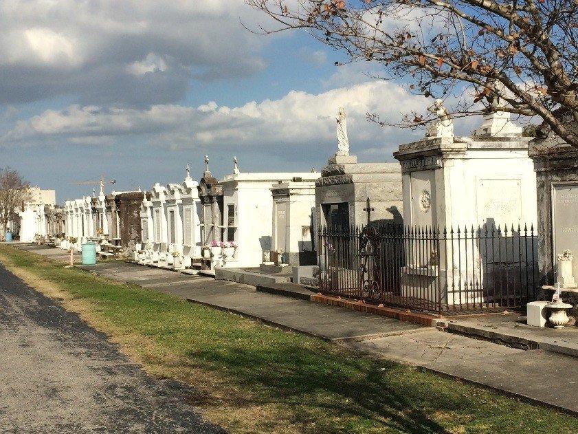 St Louis Cemetery No 3