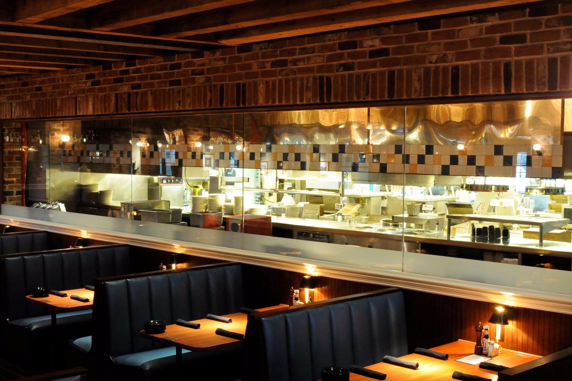 Austin's Restaurant & Bar