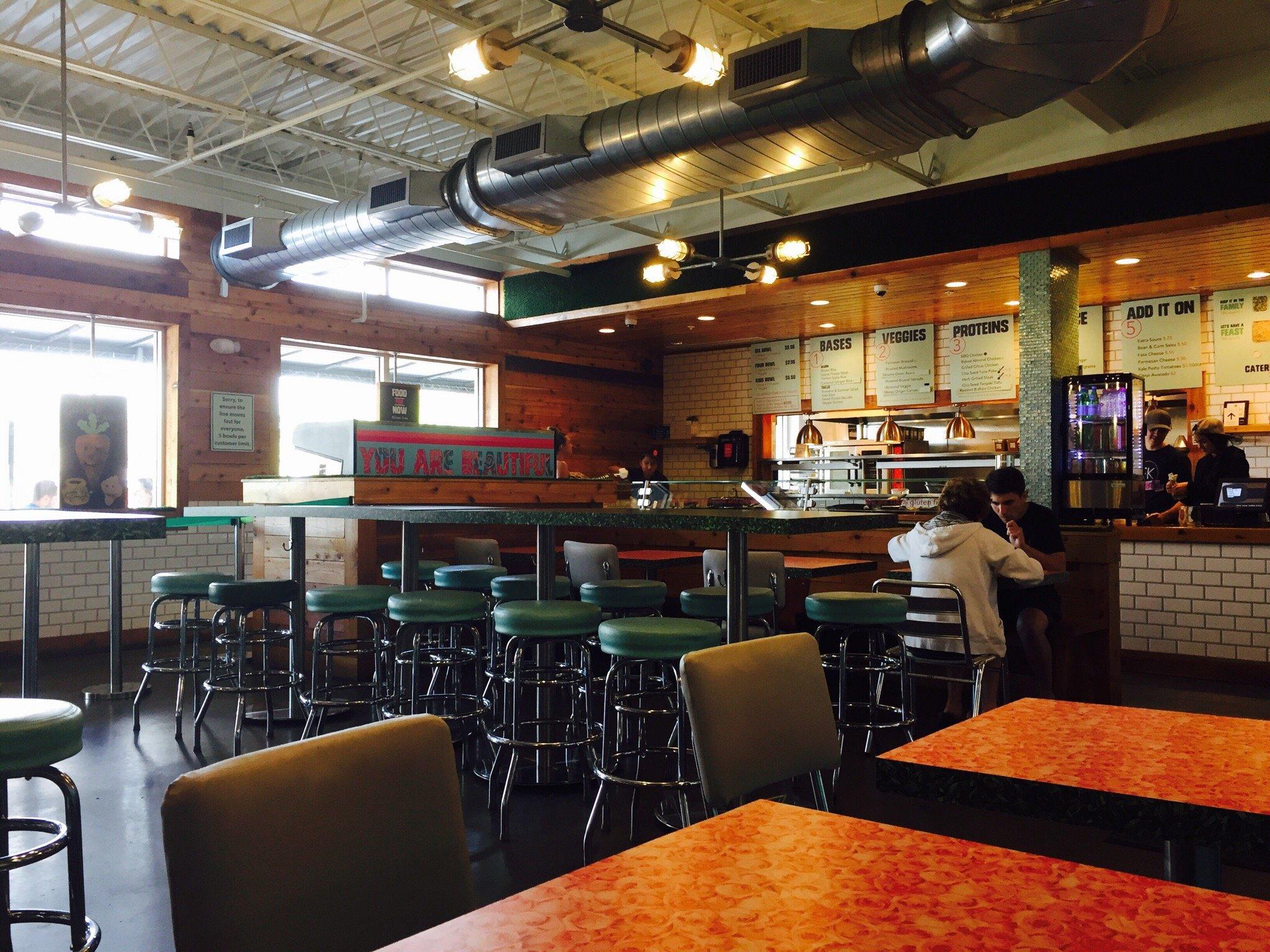 Photo by TravelVidaa