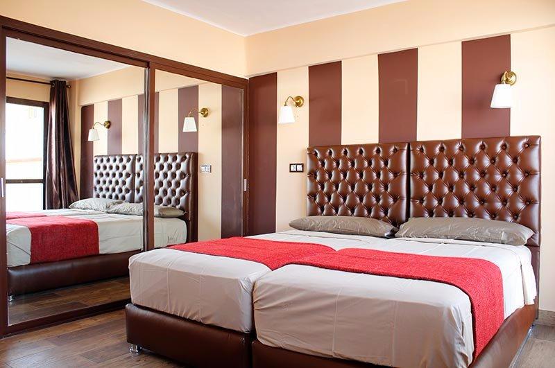 Hostal Benalmadena HB