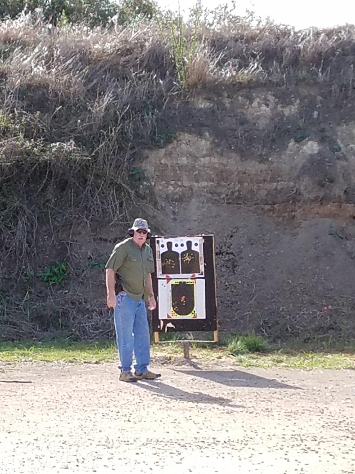 Bandera Gun Club