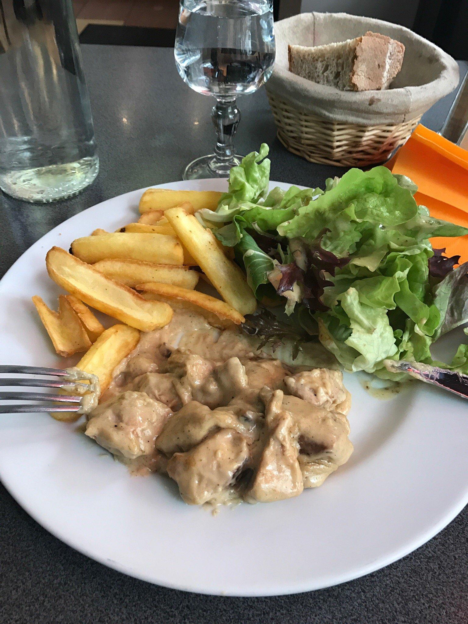 La Patrie Restaurant Brasserie