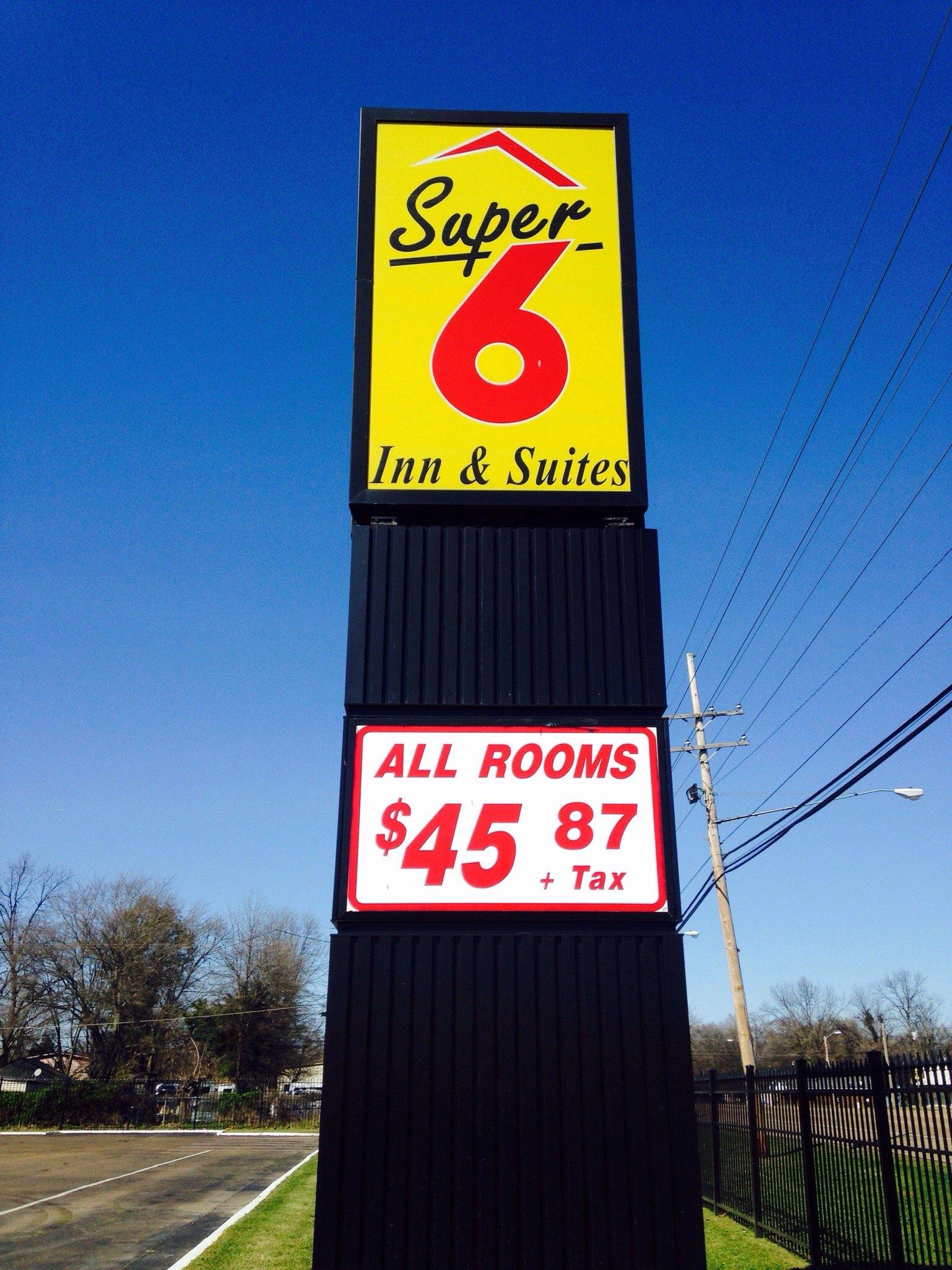 Super 6 Inn & Suites
