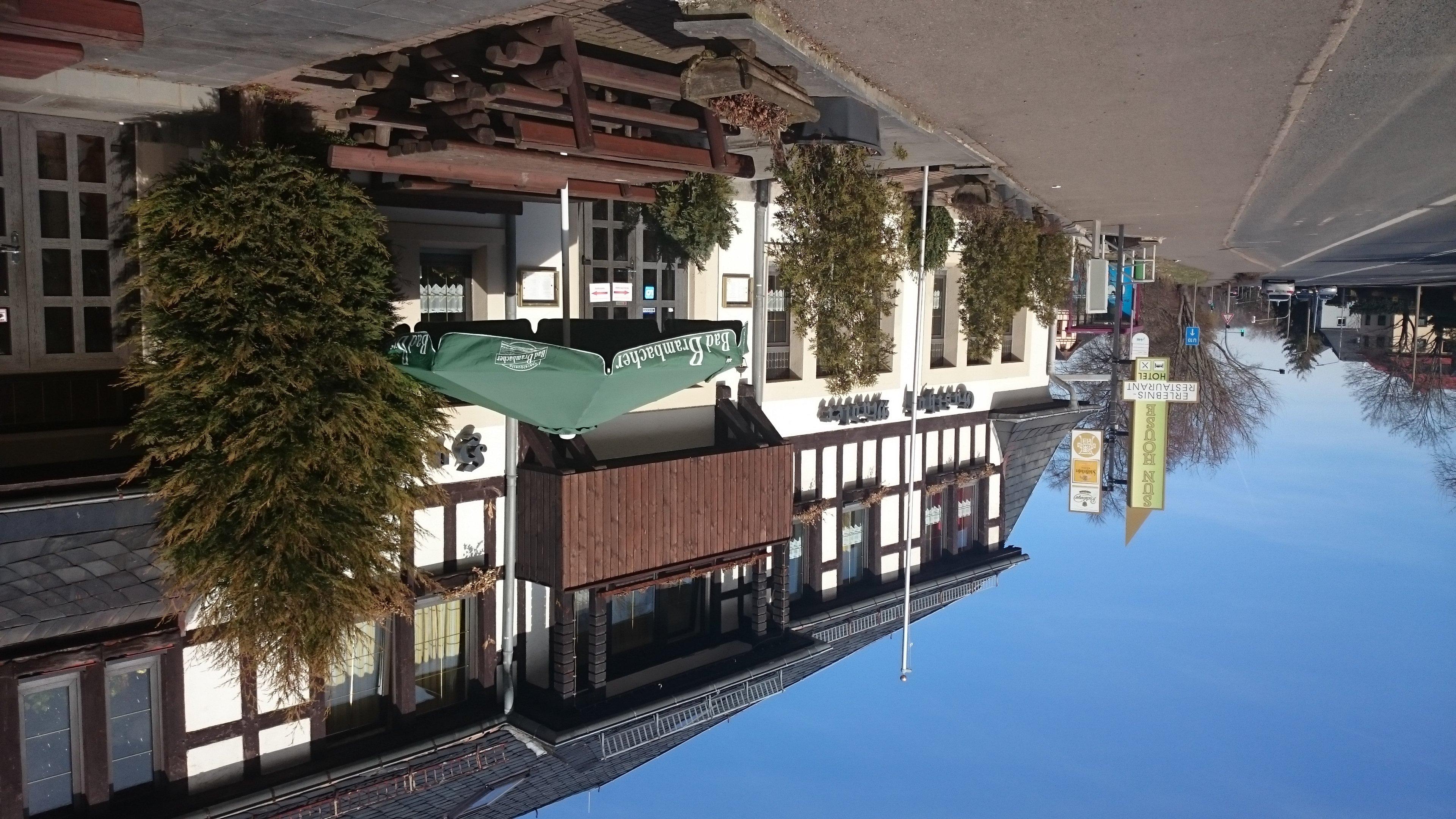 Gasthof-Hotel Madler