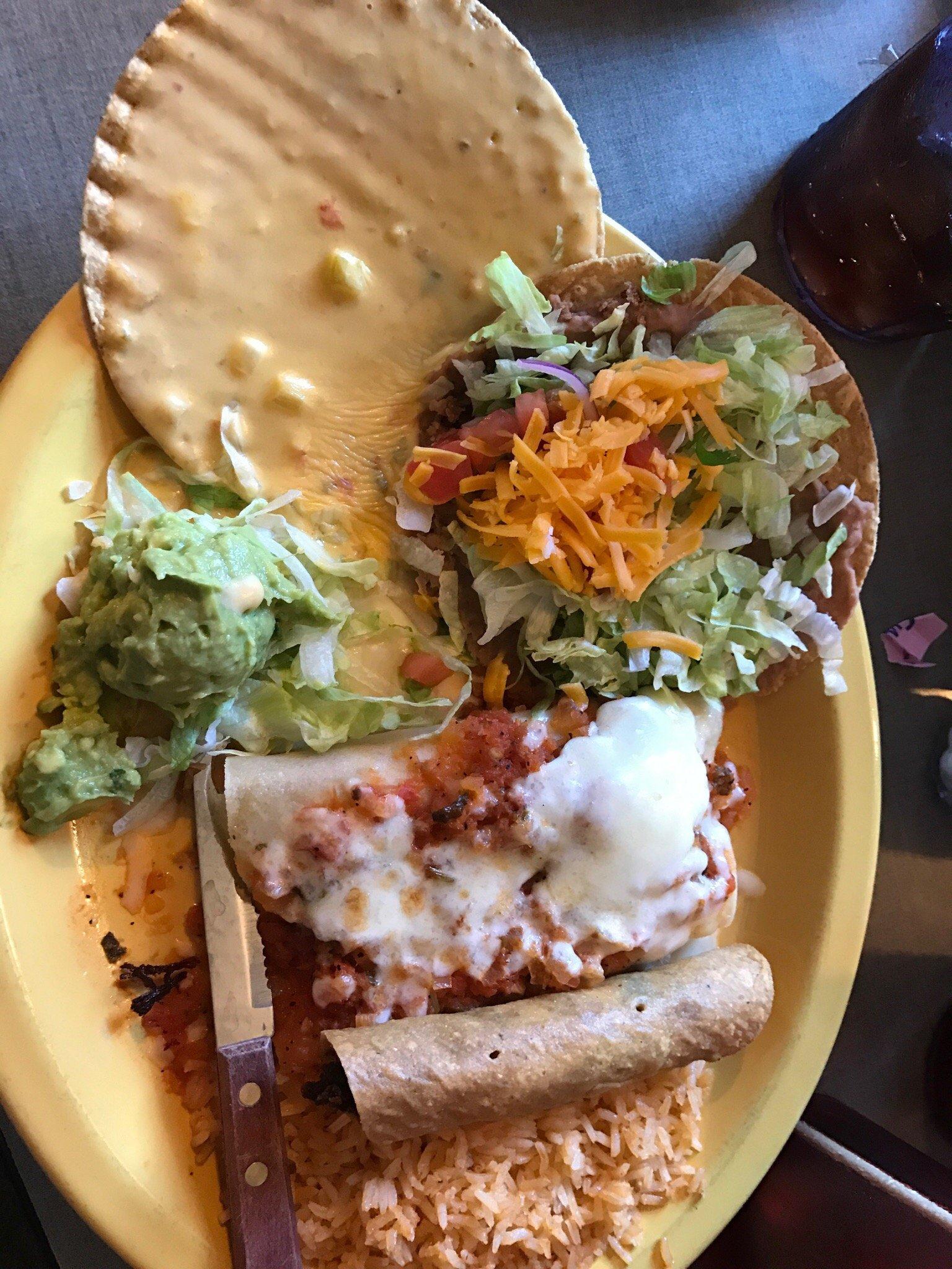 Esteban's Cafe y Cantina