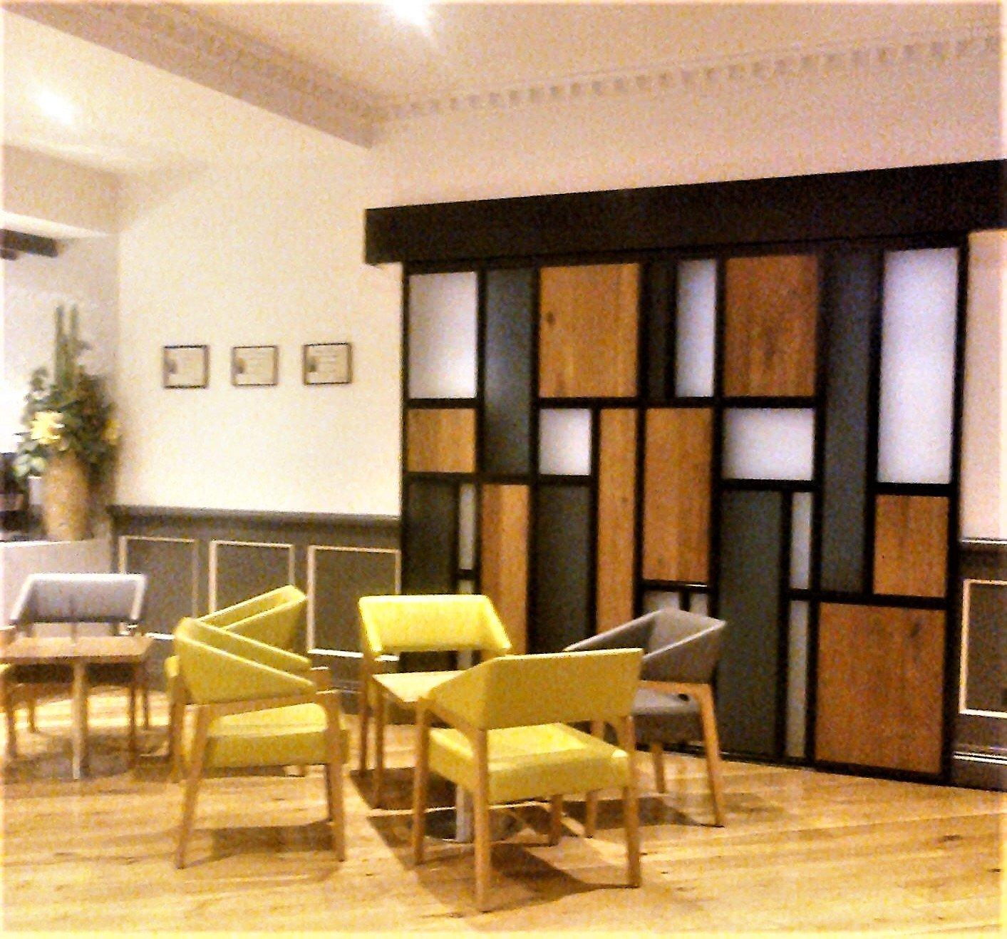 Pioneer Kitchen - Dining Room & Bar