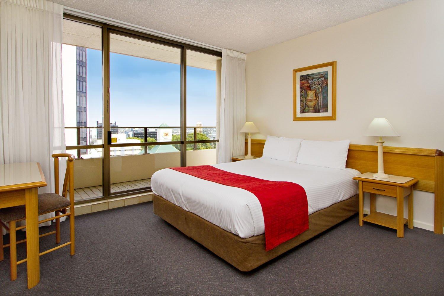 The Summit Apartments