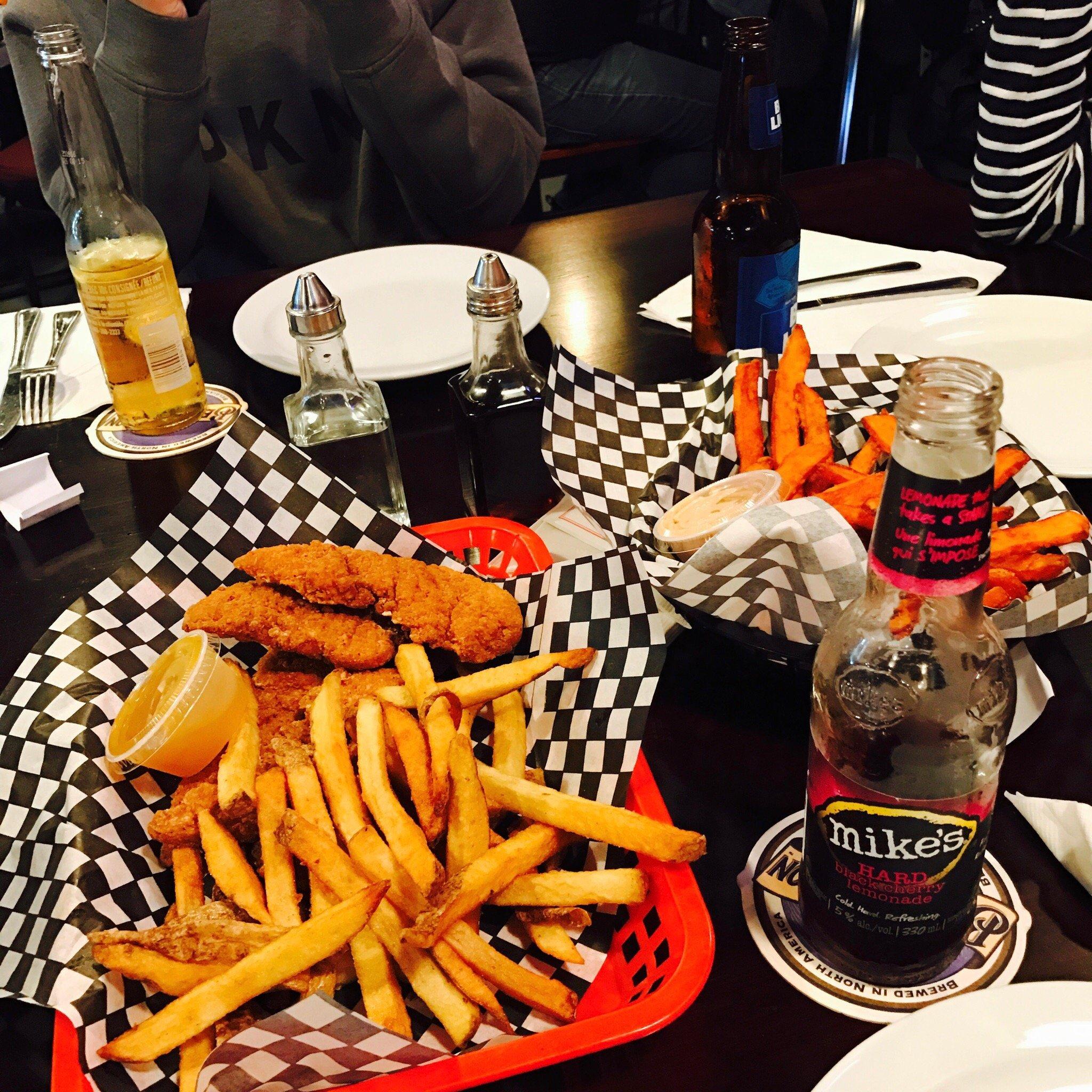 Tailgates Bar and Grill