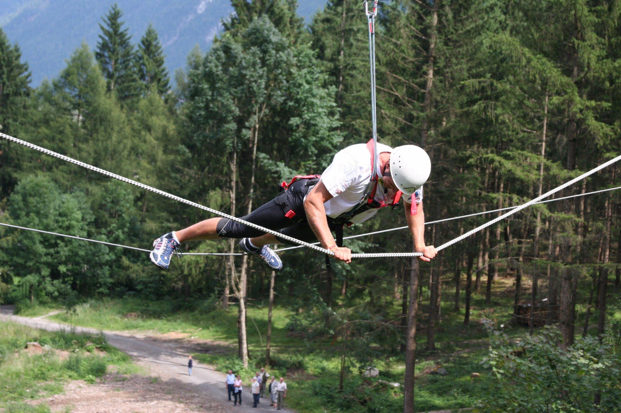 Photo by H2228HHinfo