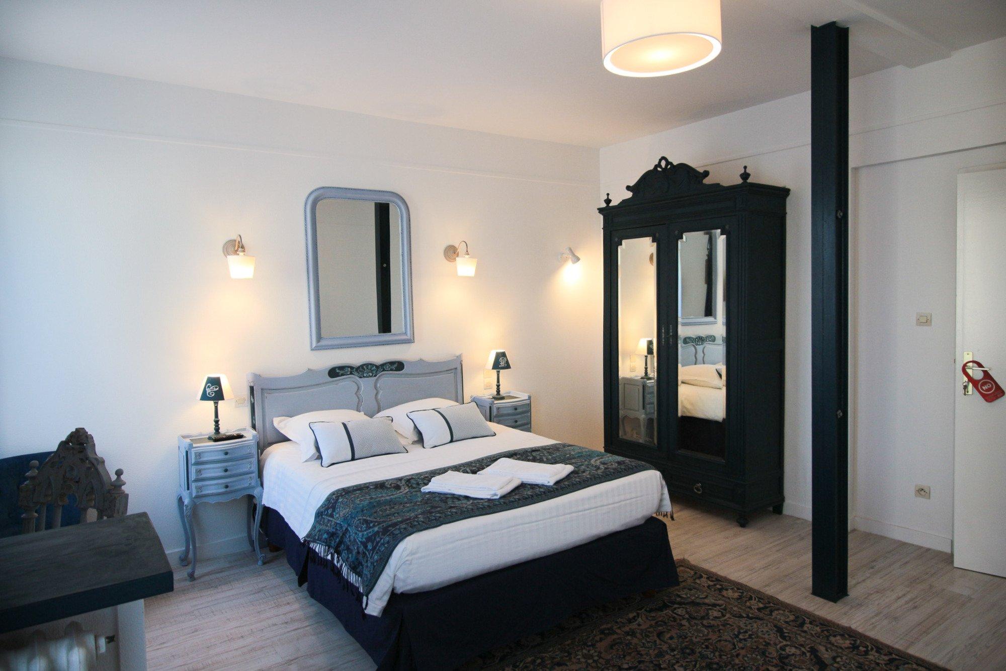 Logis Hôtel Au Clos Paillé