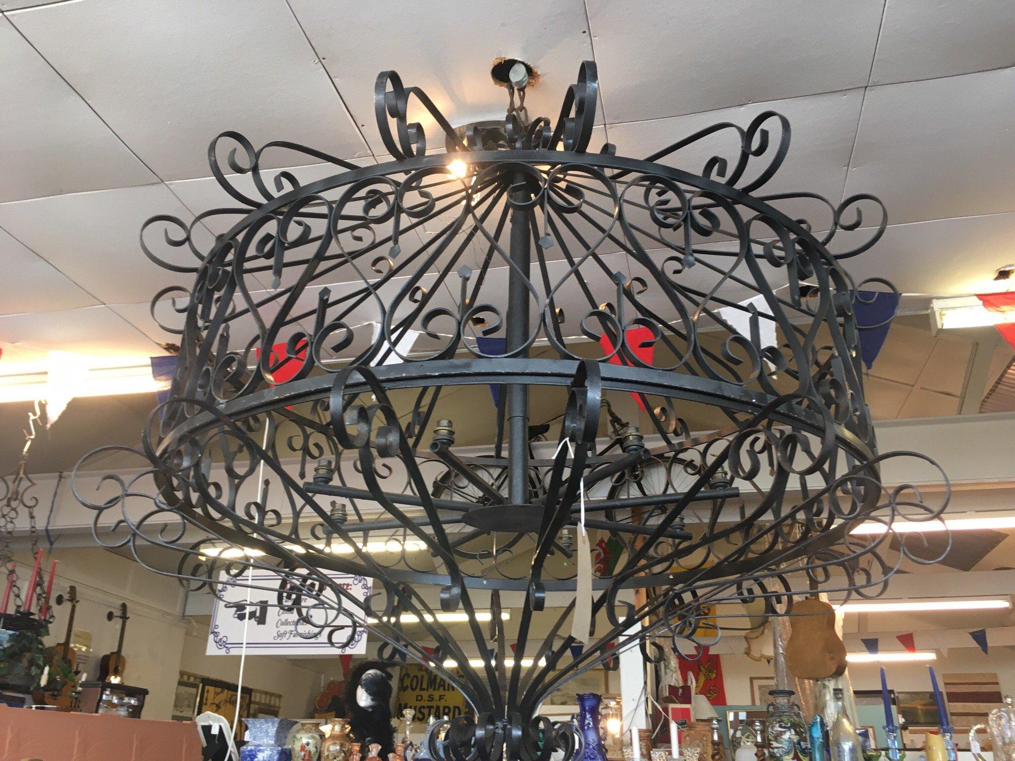 Emlyn Antiques Centre