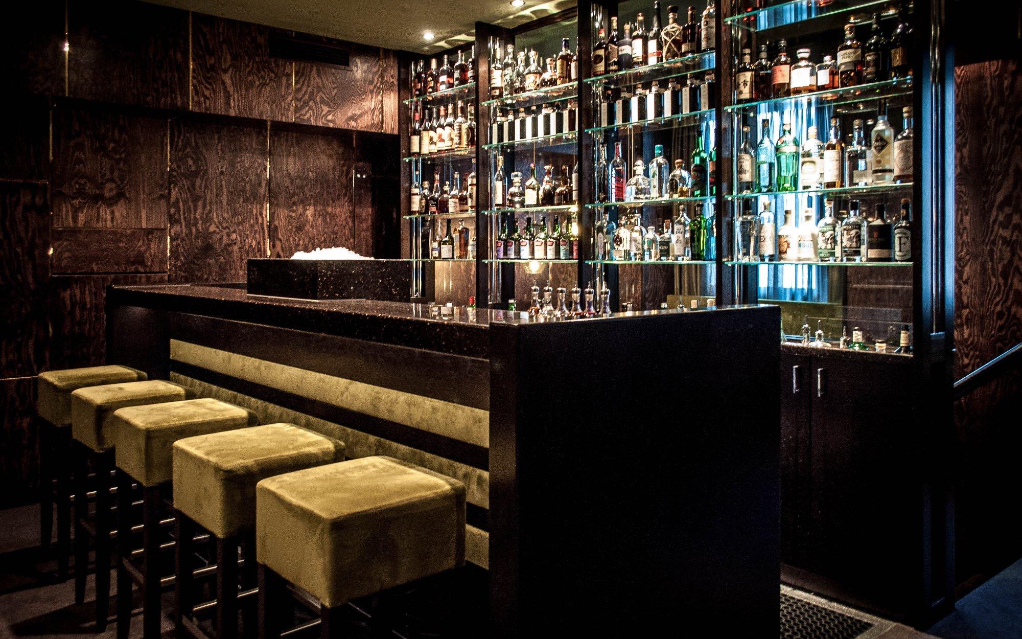 Le Lion Bar de Paris