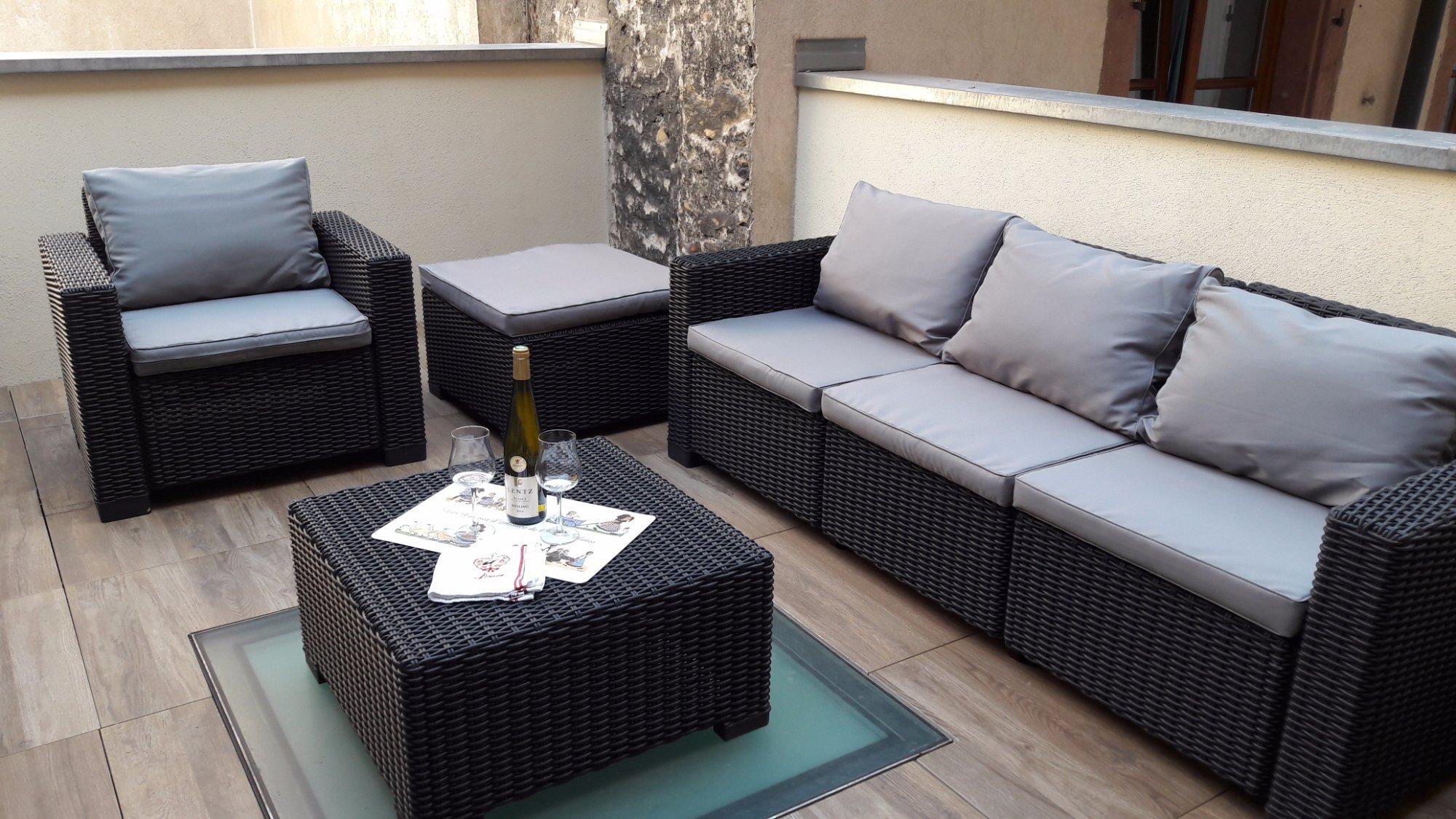 Le 23-25 Rue des Tetes