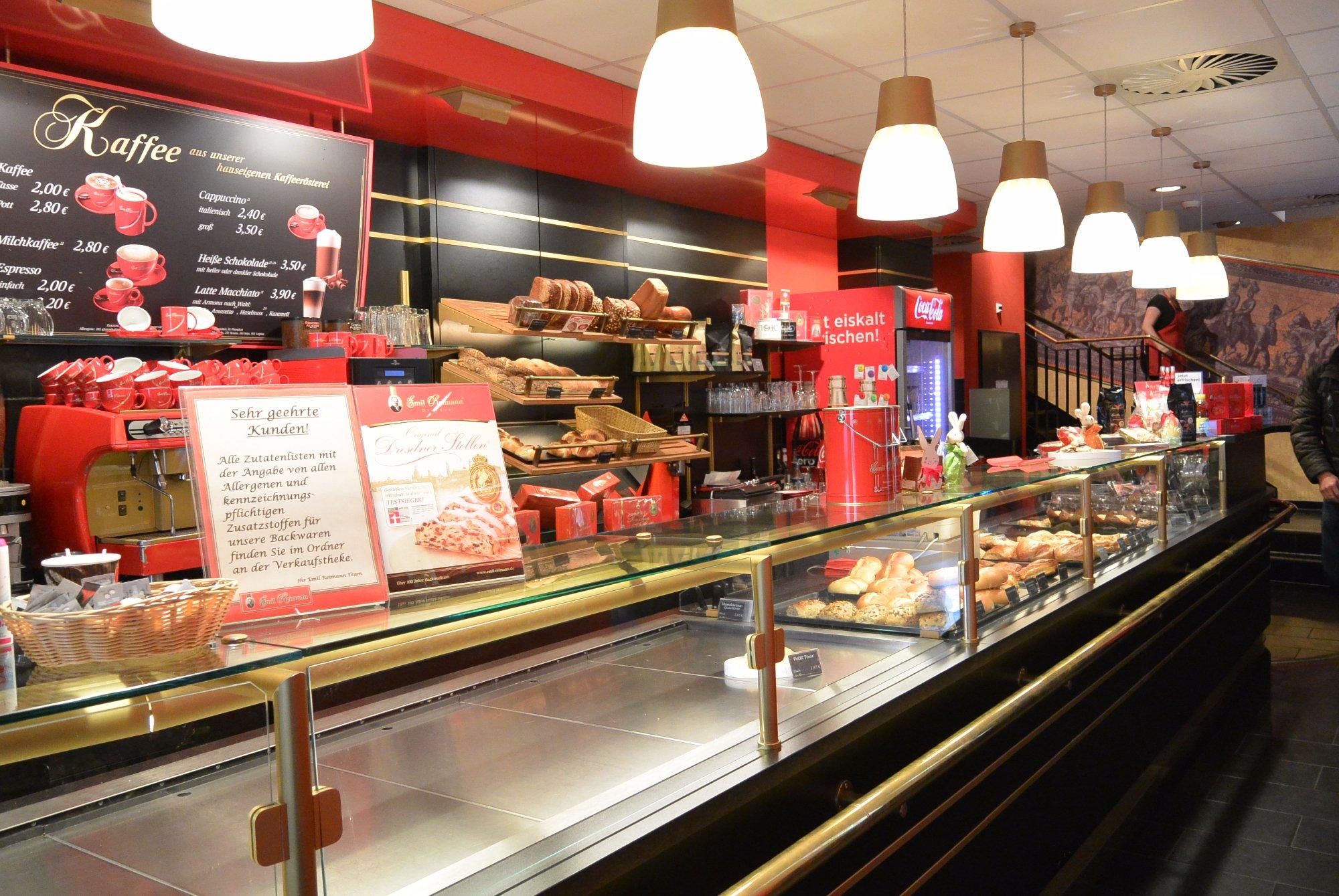 Baeckerei Emil Reimann Eiscafe im Q3