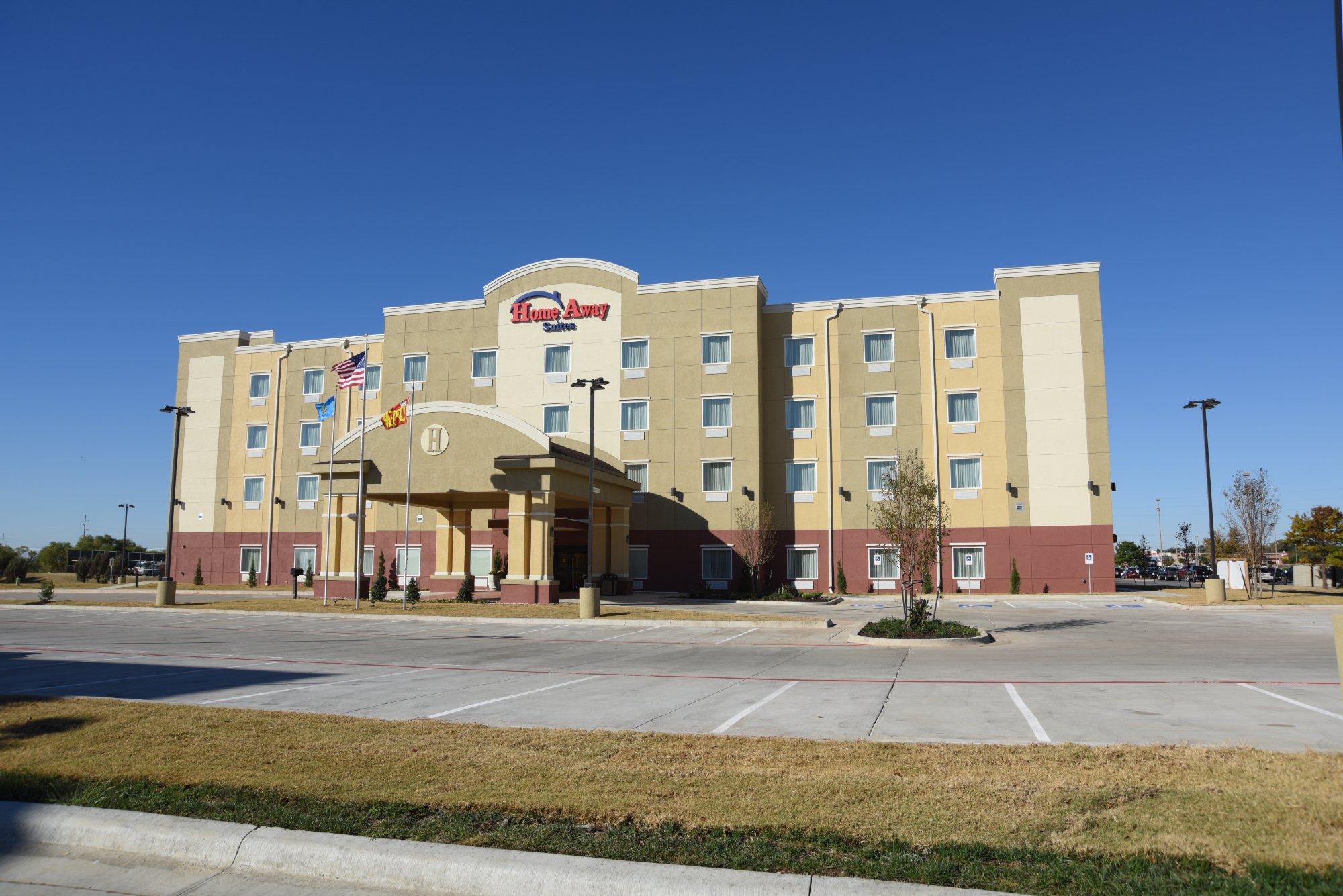 Home Away Suites Enid