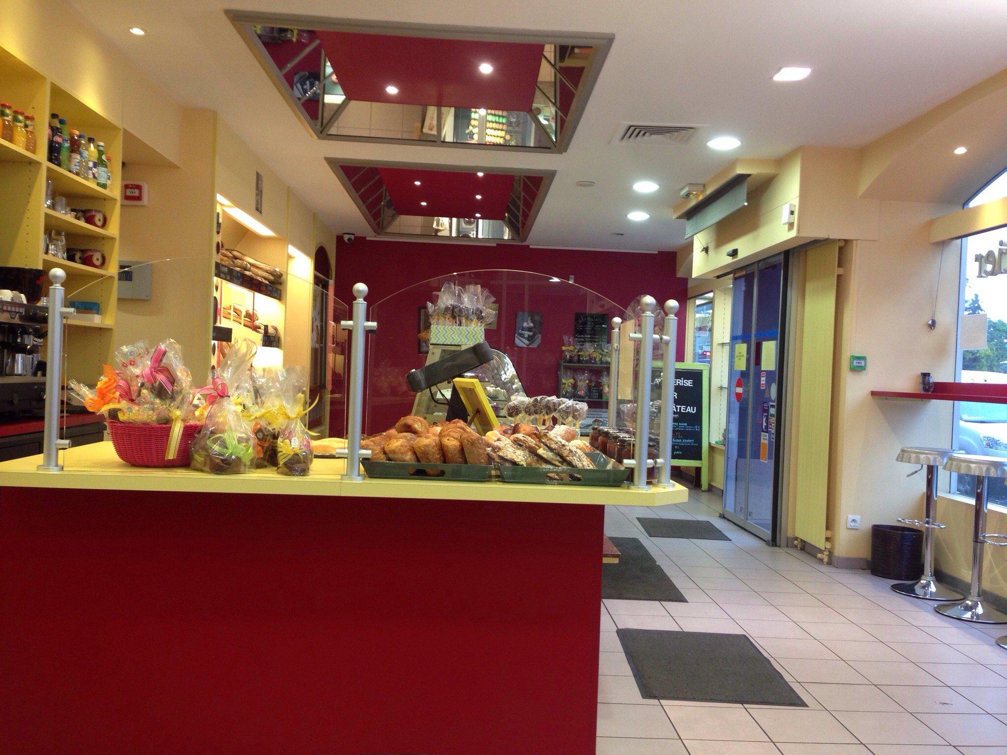 Patisserie La Cerise Sur Le Gateau