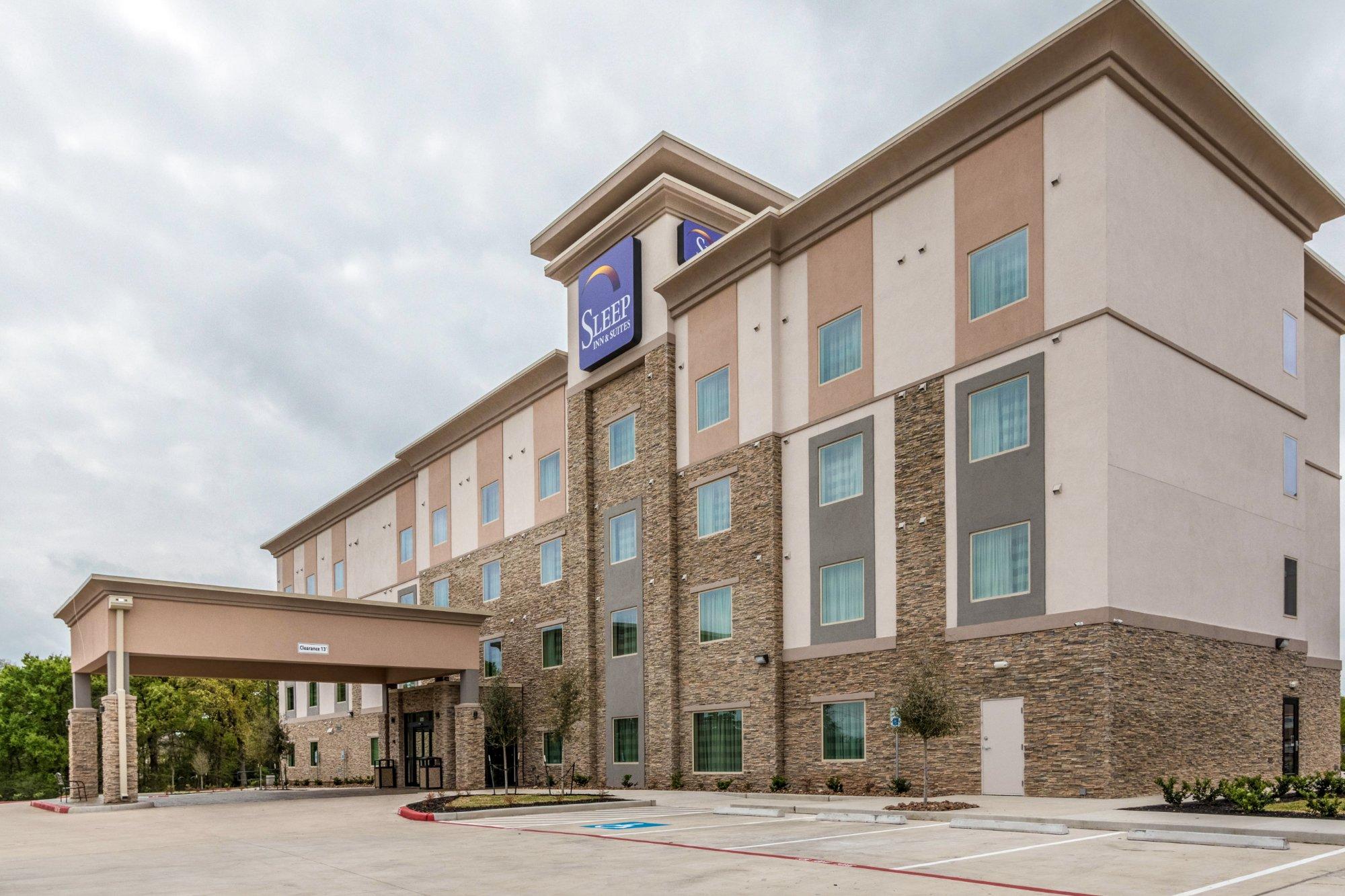 Sleep Inn & Suites