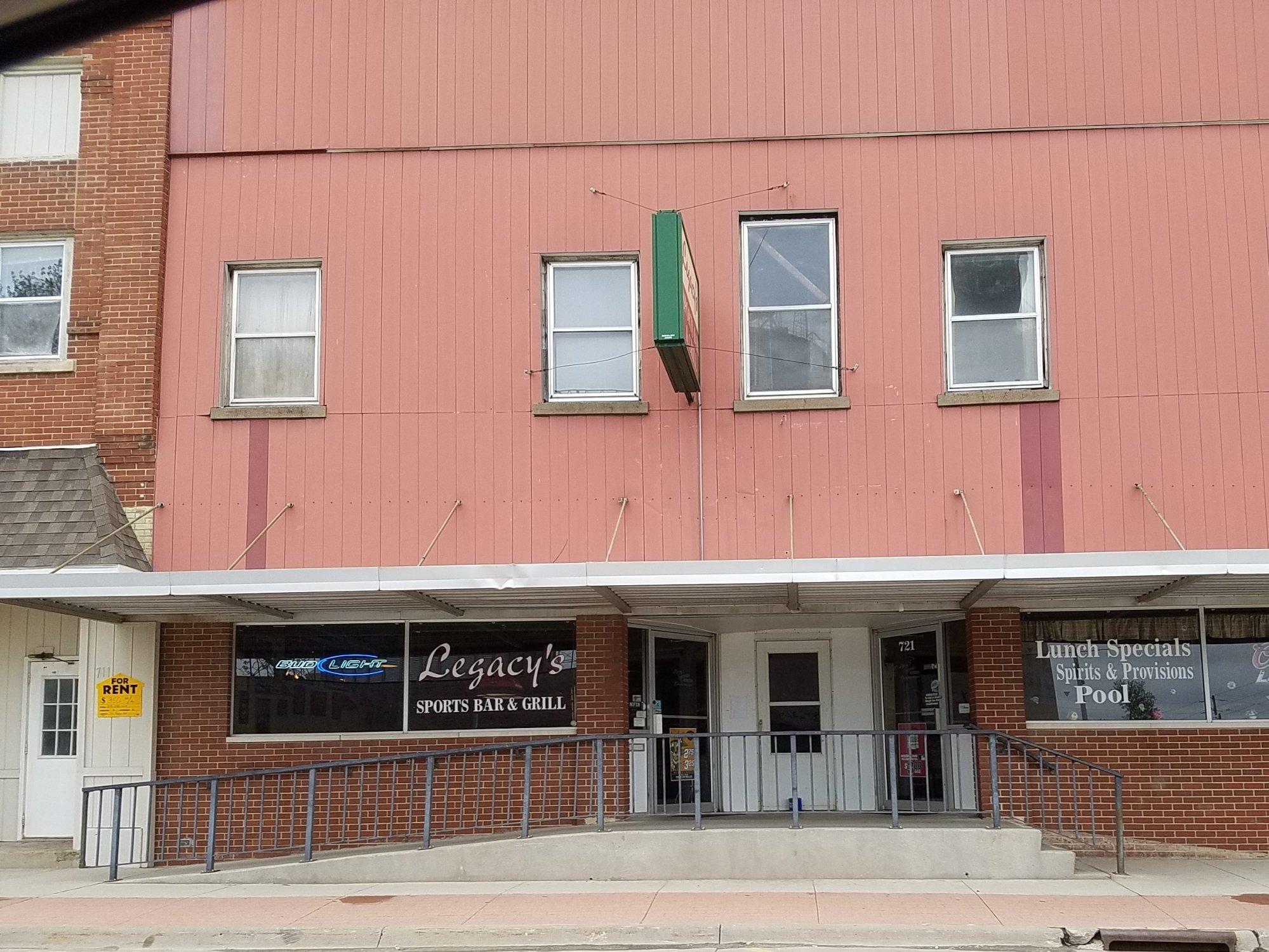 Legacy's Sports Bar & Grill