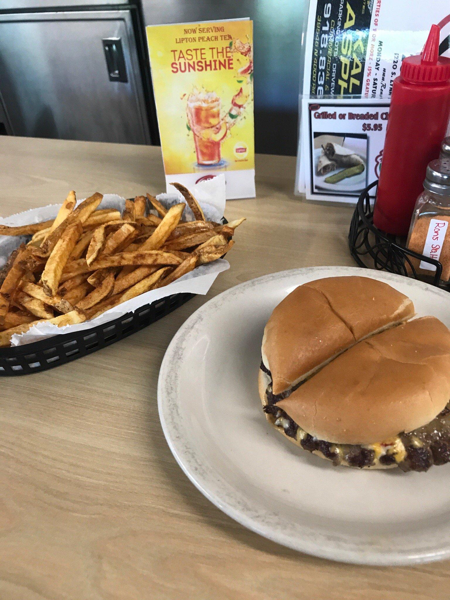 Ron's Hamburgers & Chili