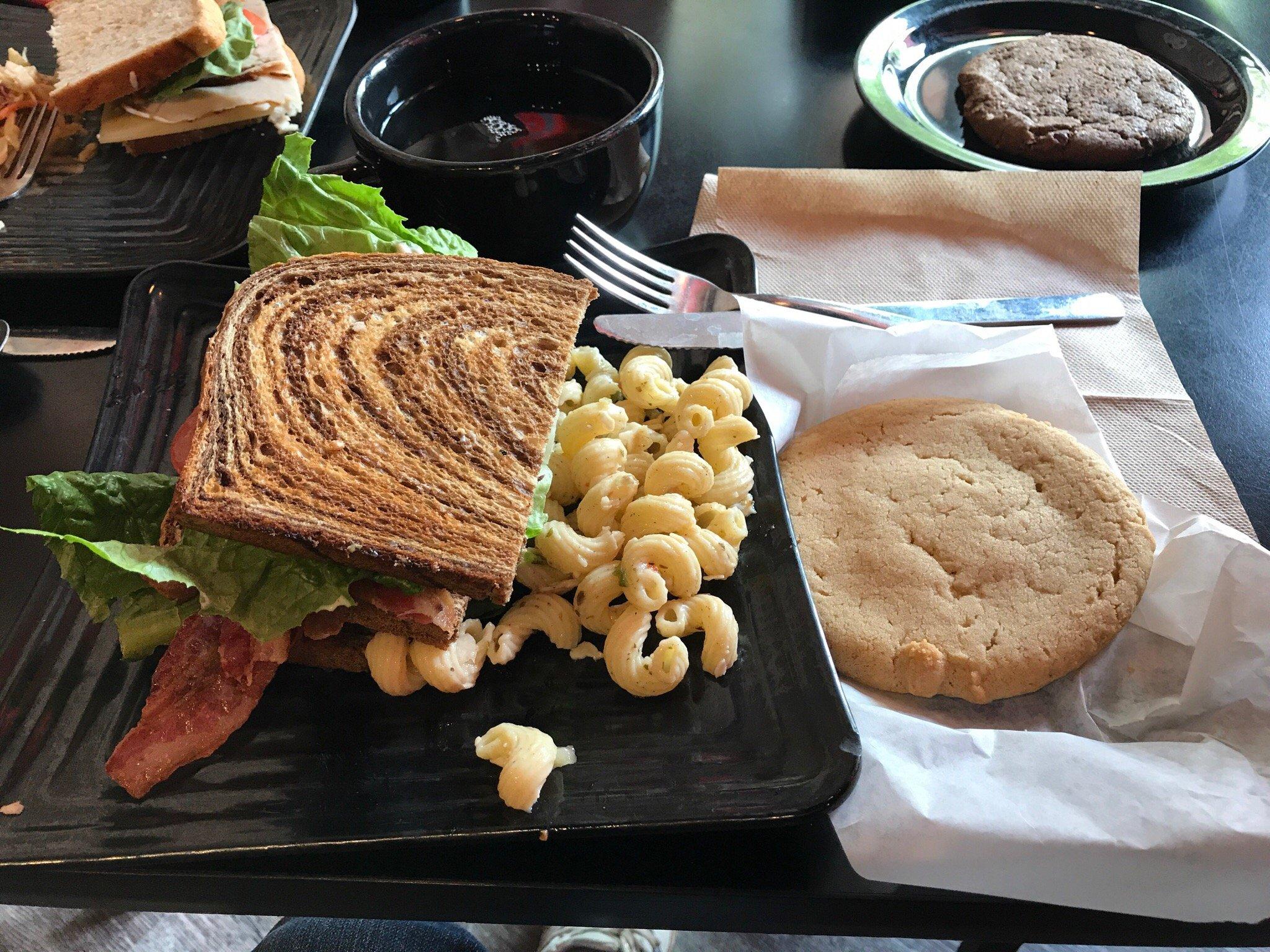 Cafe Moxo